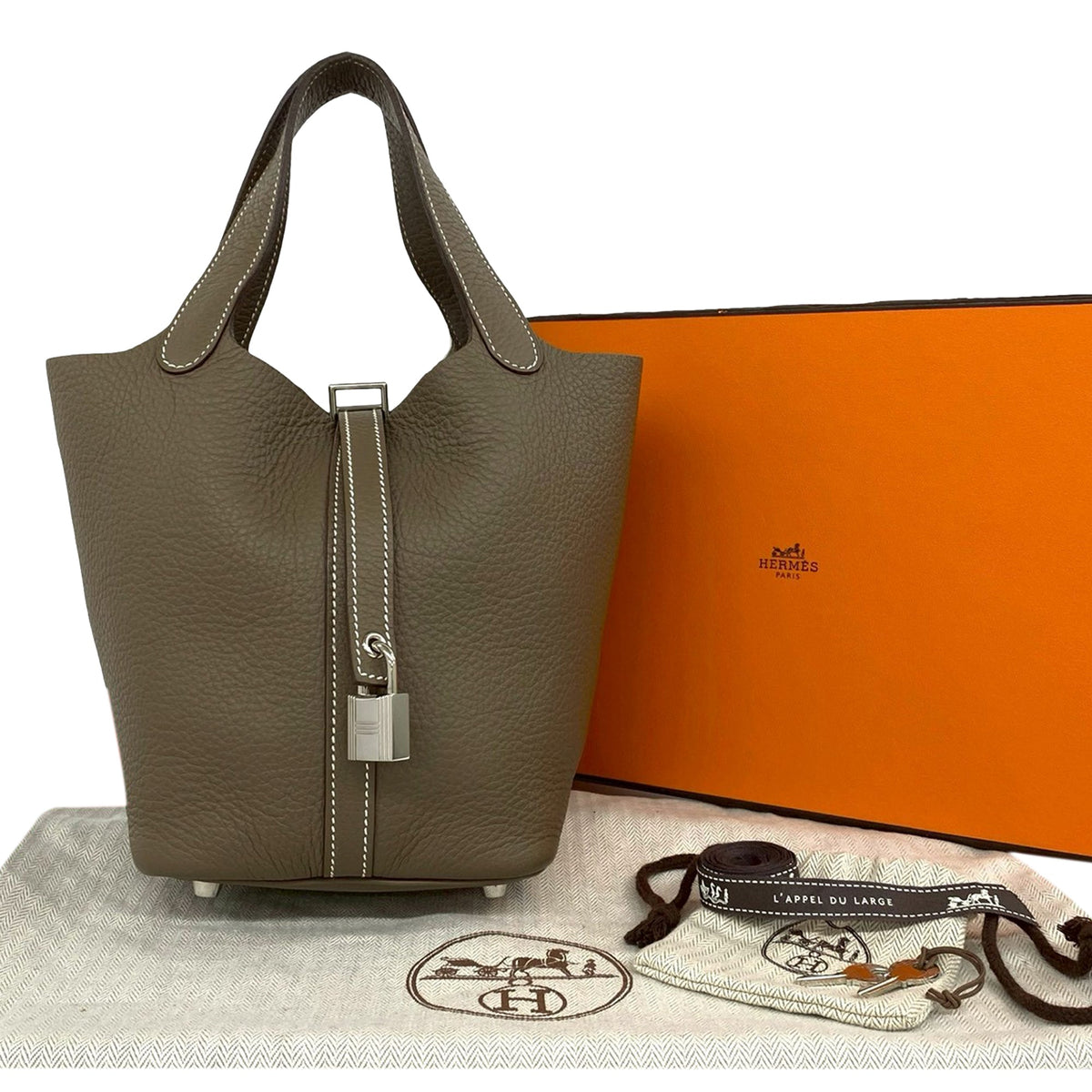 Hermès Clemence Picotin Lock 18