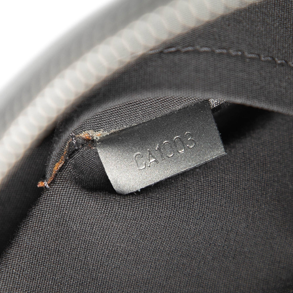Monogram Mat Sutter