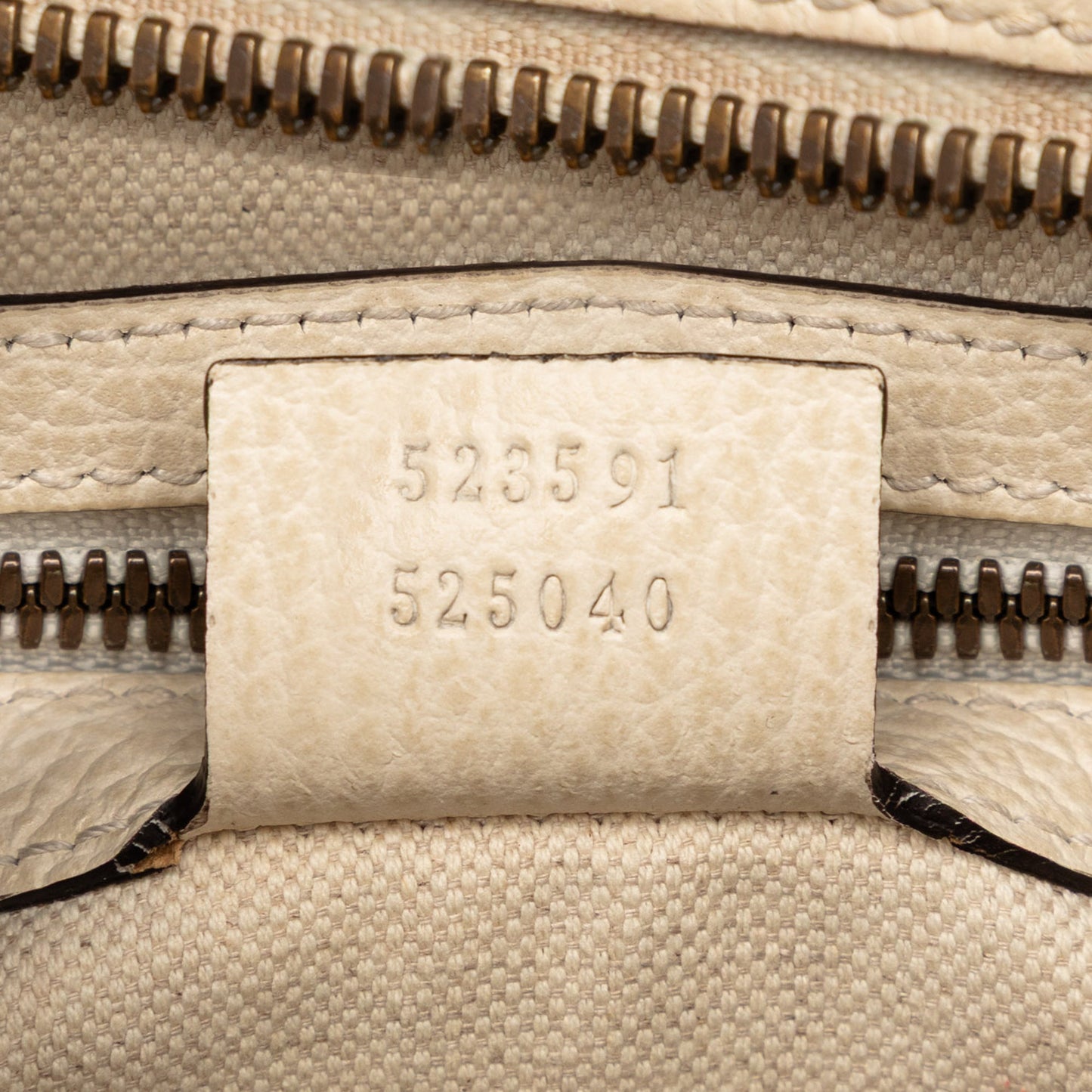 Gucci Grained Calfskin Logo Crossbody
