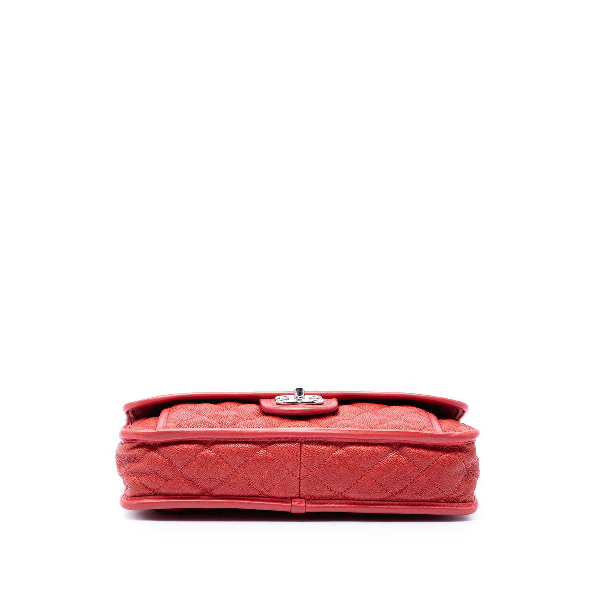 Chanel Medium Quilted Caviar French Riviera Flap — Red