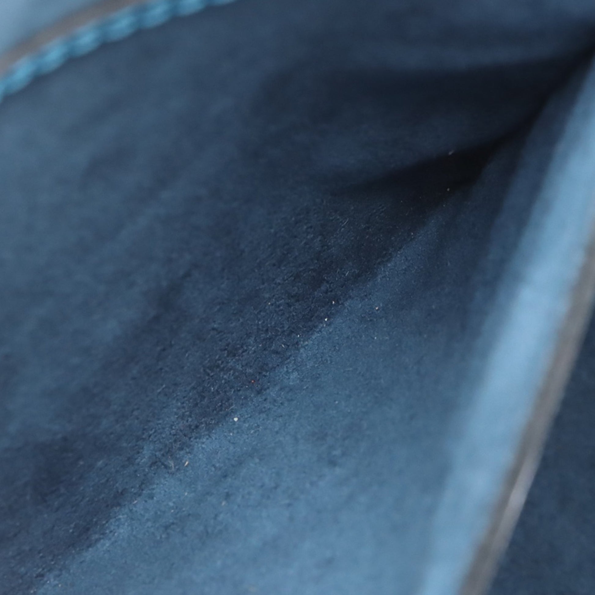 Louis Vuitton Epi Alma PM