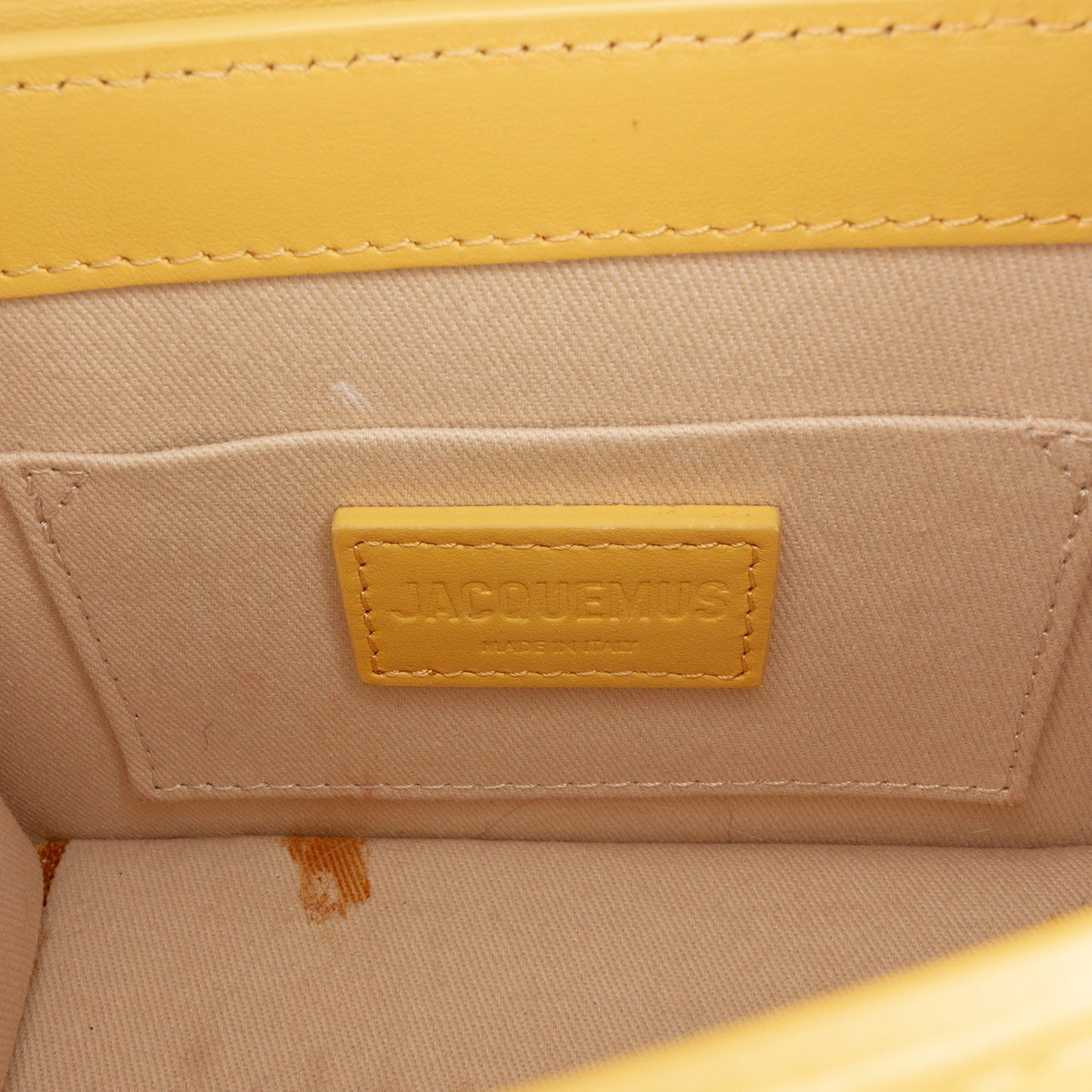 Jacquemus Leather Le Chiquito Moyen