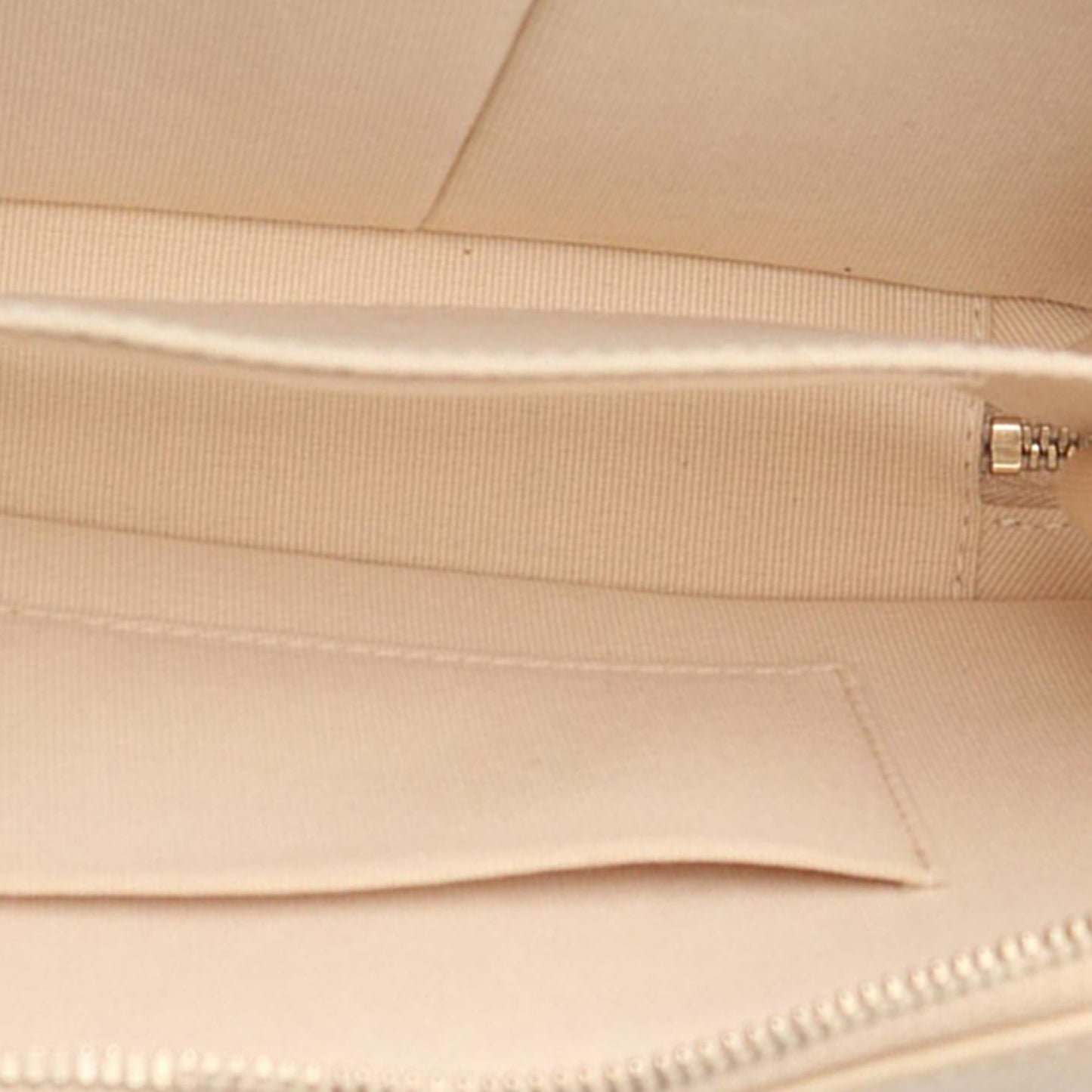 Lambskin 19 Camera Bag