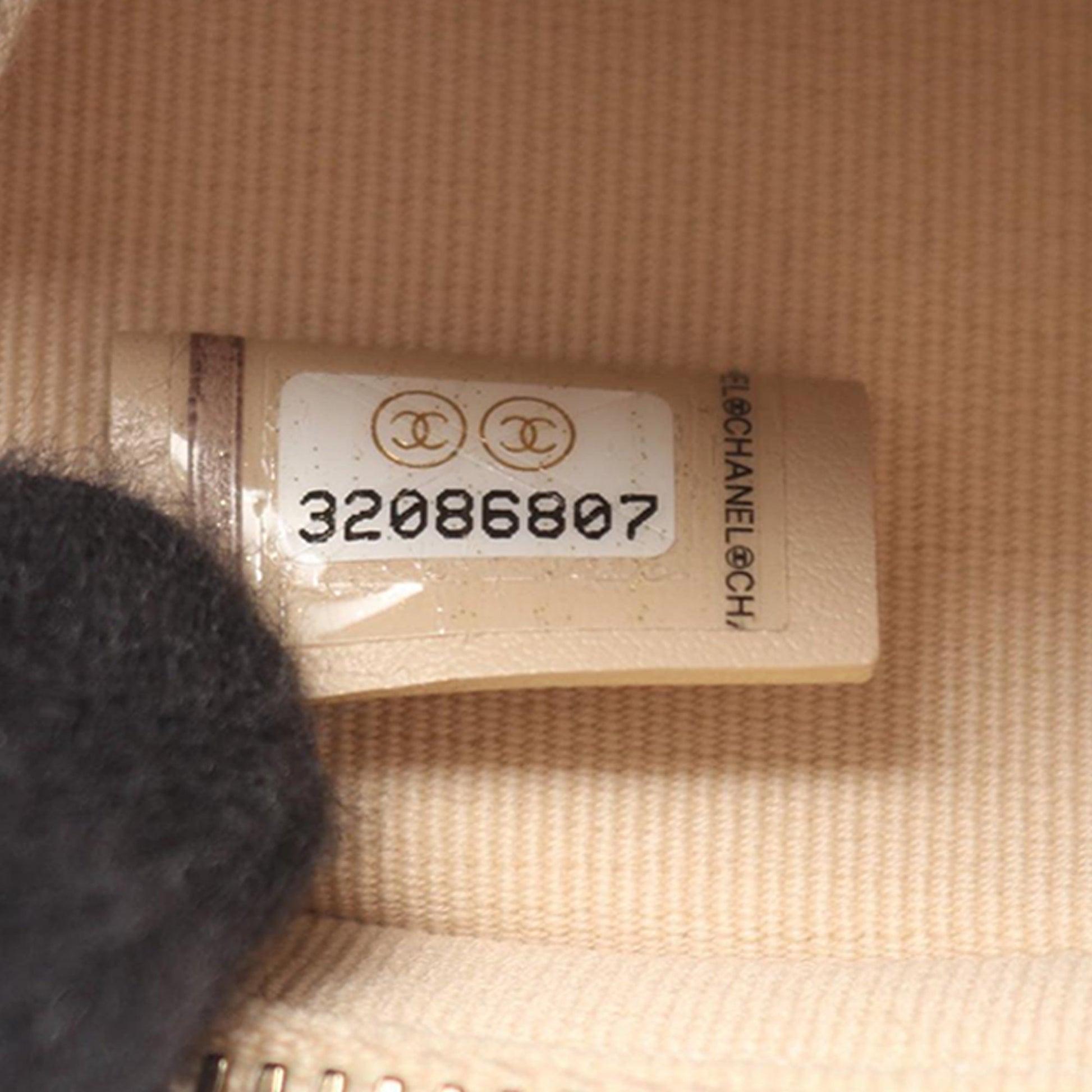 Lambskin 19 Camera Bag