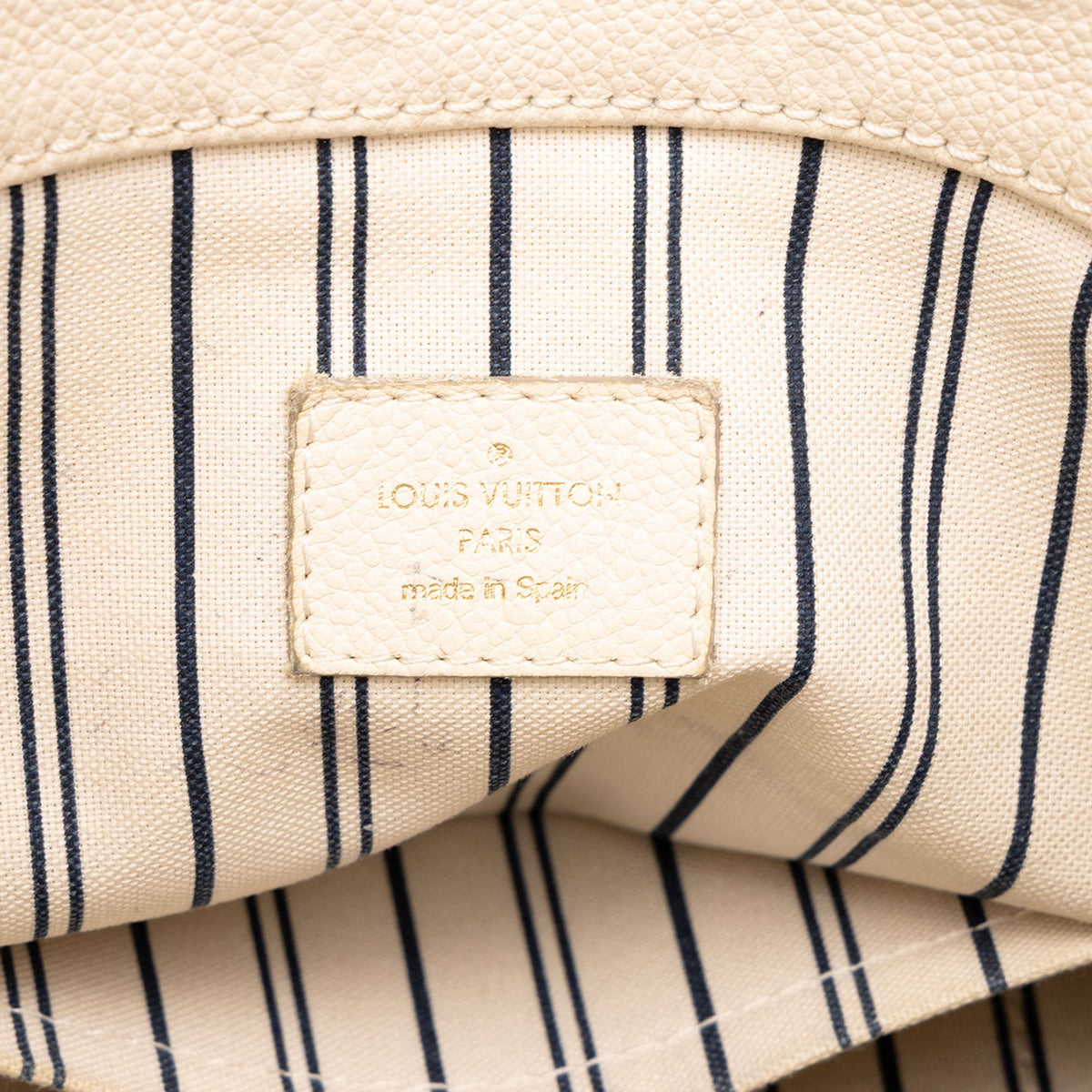 Louis Vuitton Monogram Empreinte Artsy MM — White