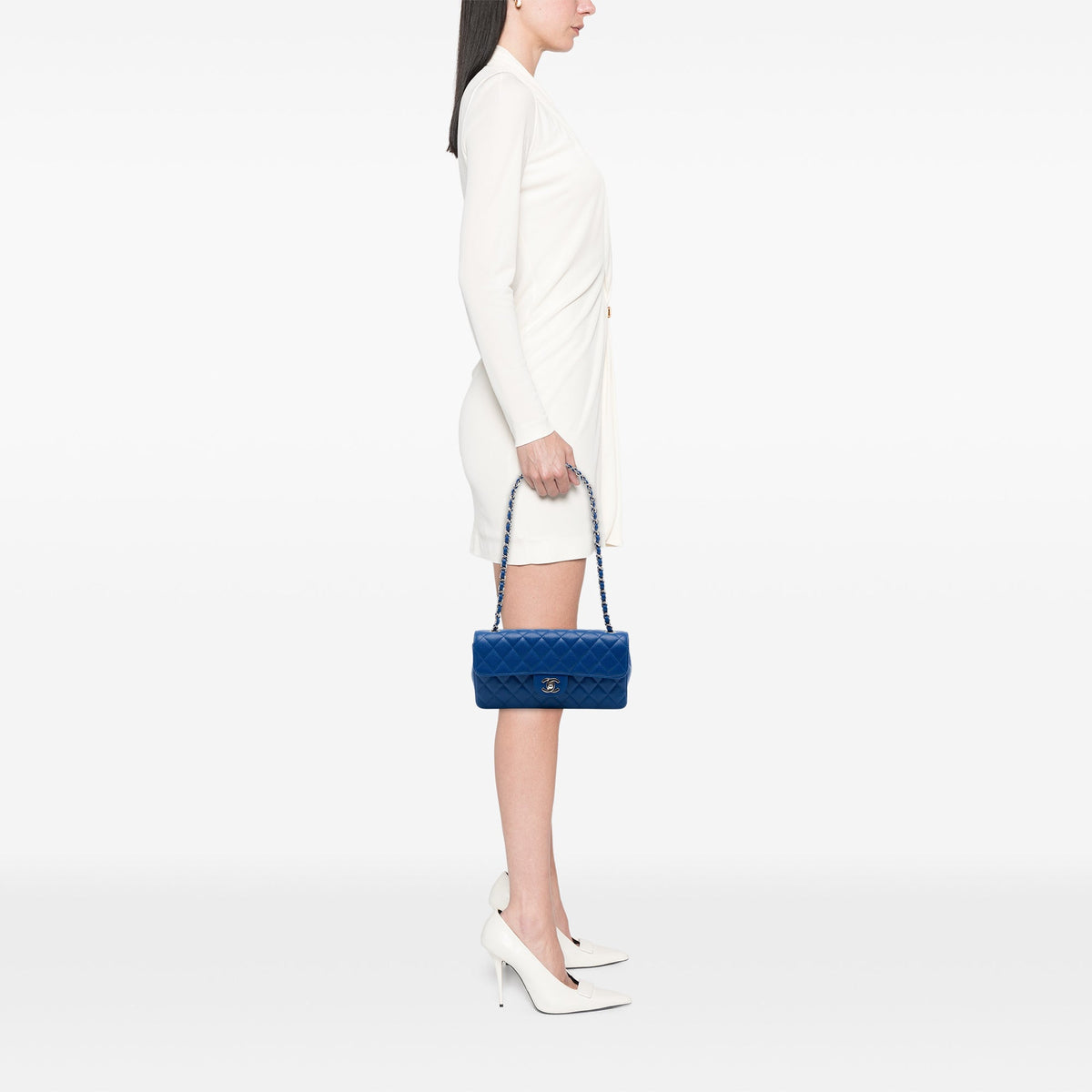 Chanel Classic Caviar East West Single Flap — Blue