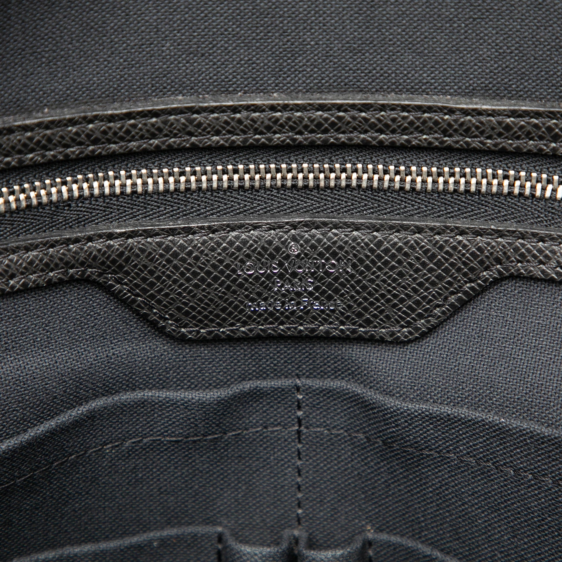Louis Vuitton Taiga Neo Igor Briefcase