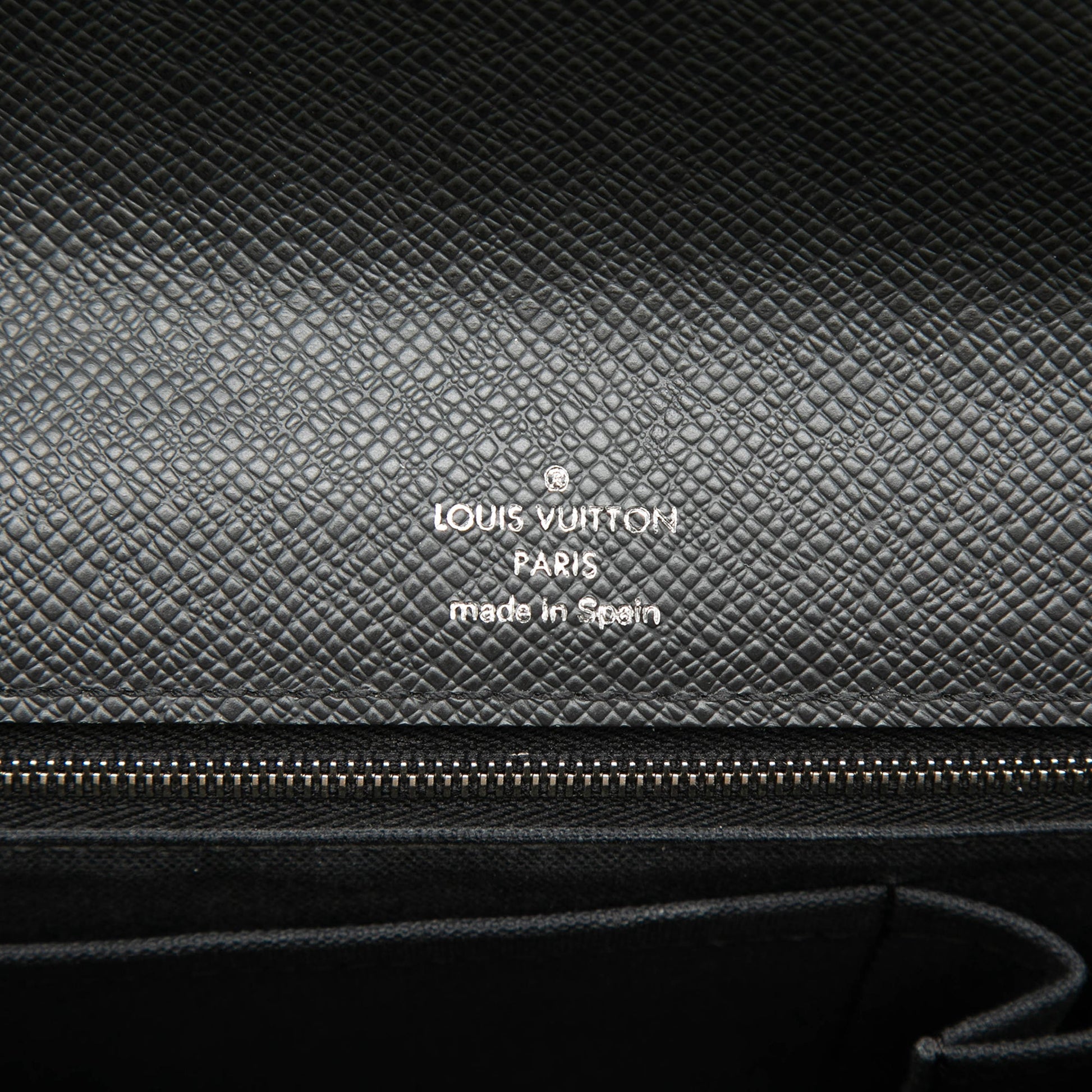 Louis Vuitton Taiga Belaia Clutch