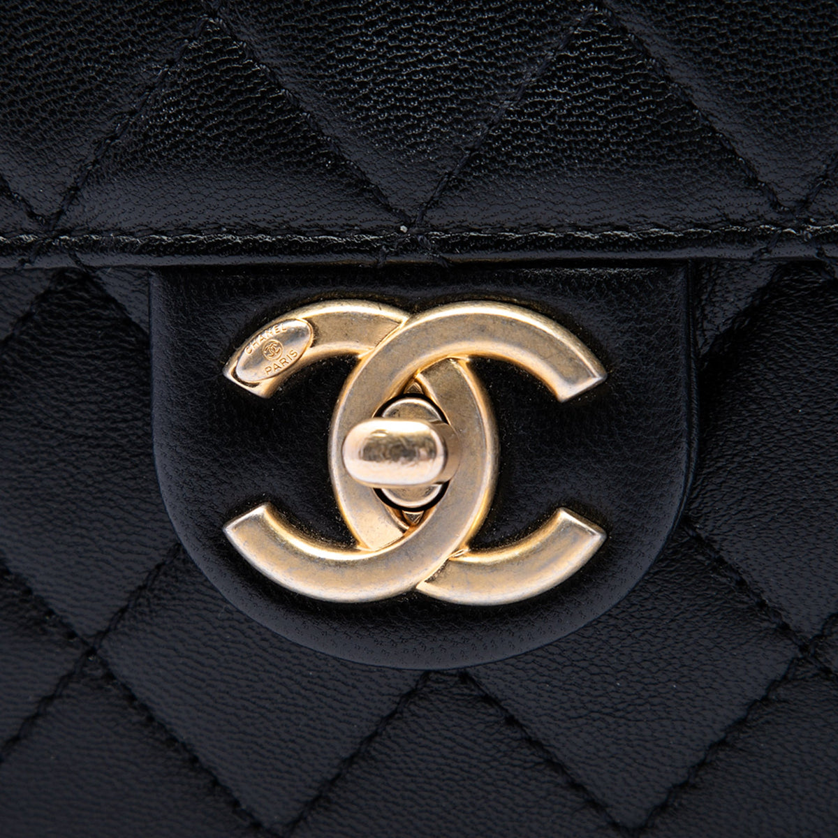 Chanel Small Quilted Lambskin Chic Pearls Flap — Black