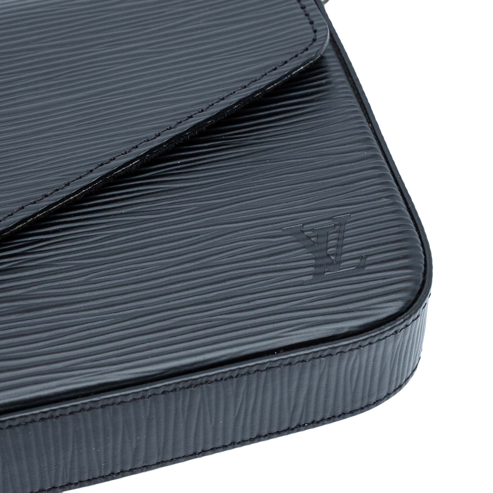 Louis Vuitton Epi Pochette Felicie