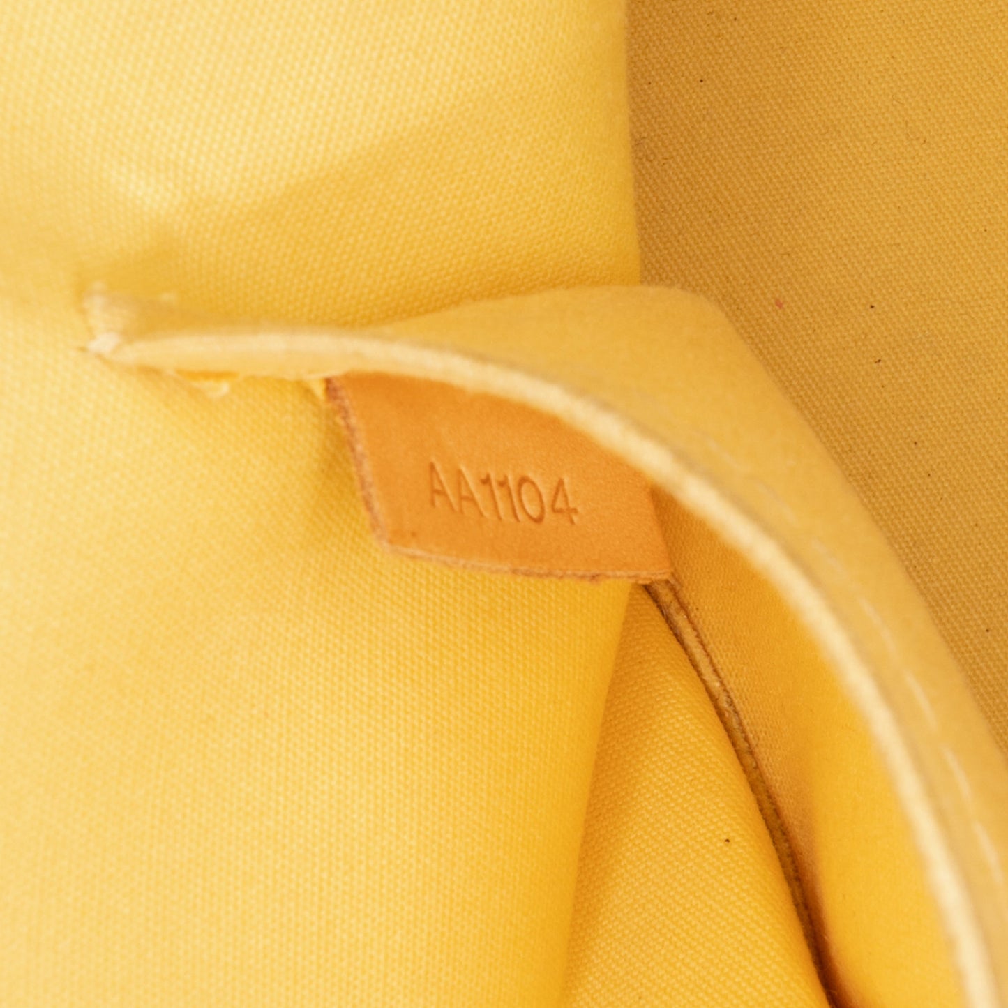 Louis Vuitton Monogram Vernis Alma BB