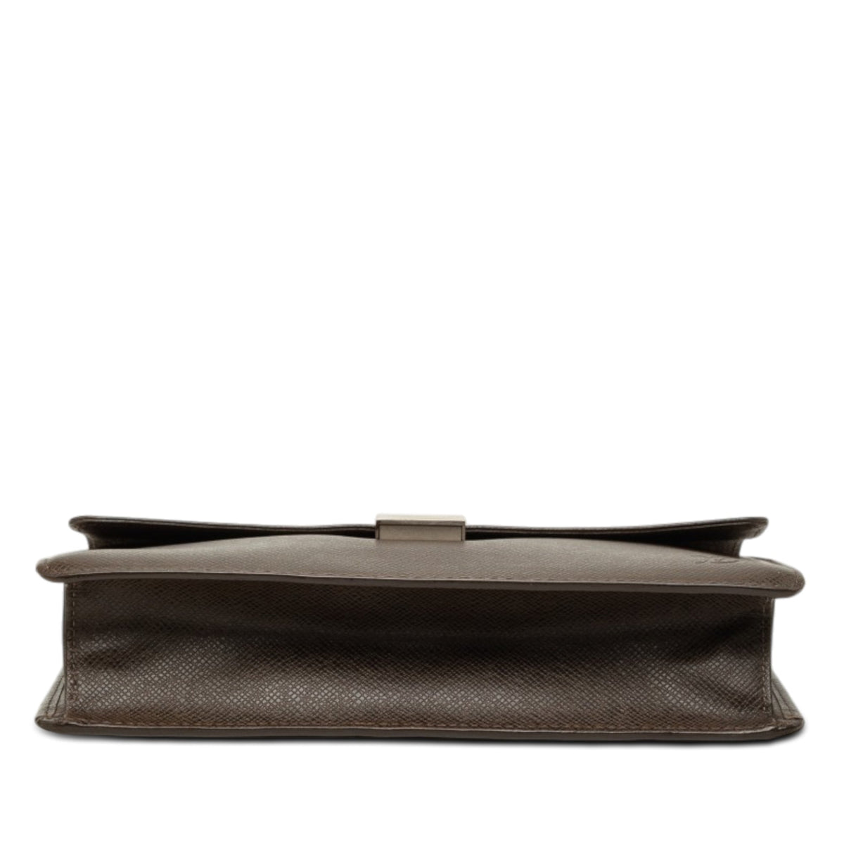 Louis Vuitton Taiga Selenga