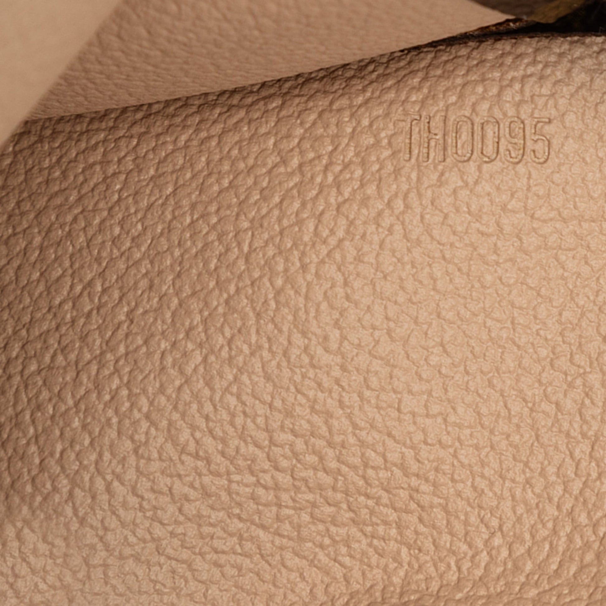 Louis Vuitton Monogram Toiletry Pouch 26