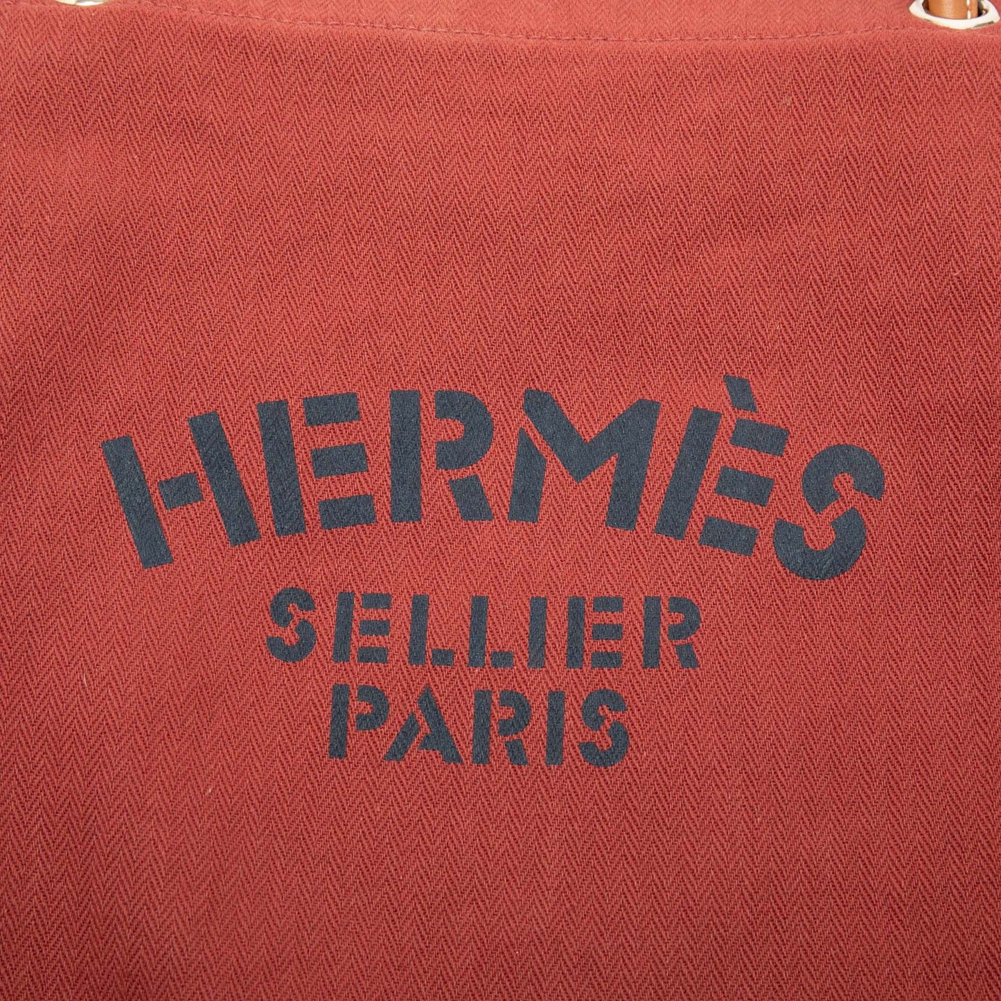 Hermès Toile Aline Grooming Bag MM