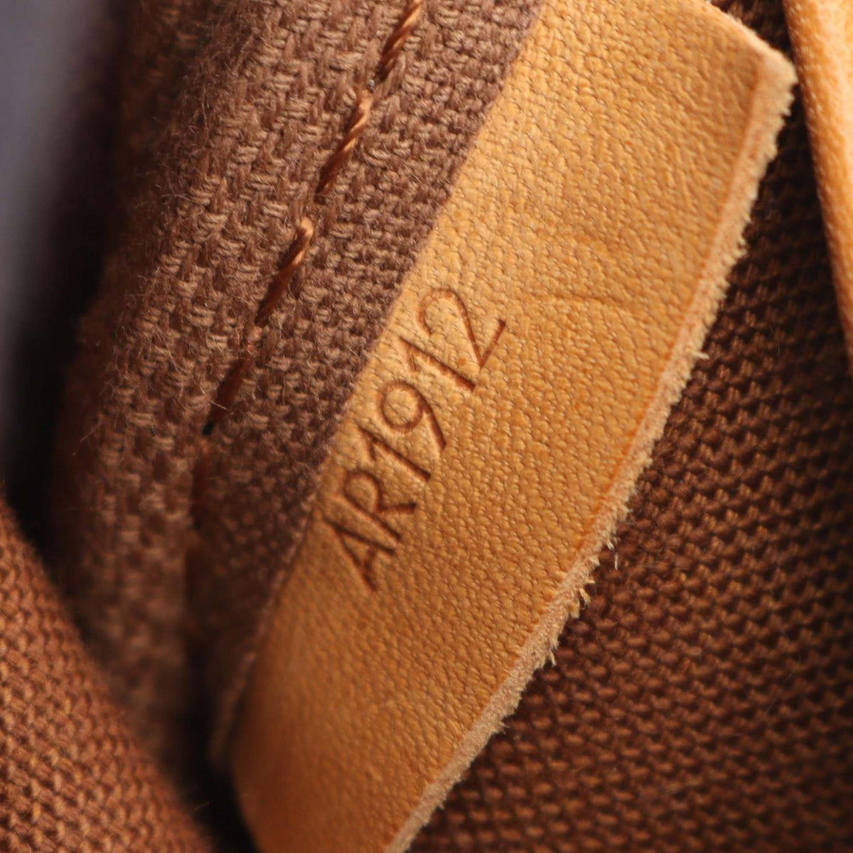 Louis Vuitton Monogram Saumur 30