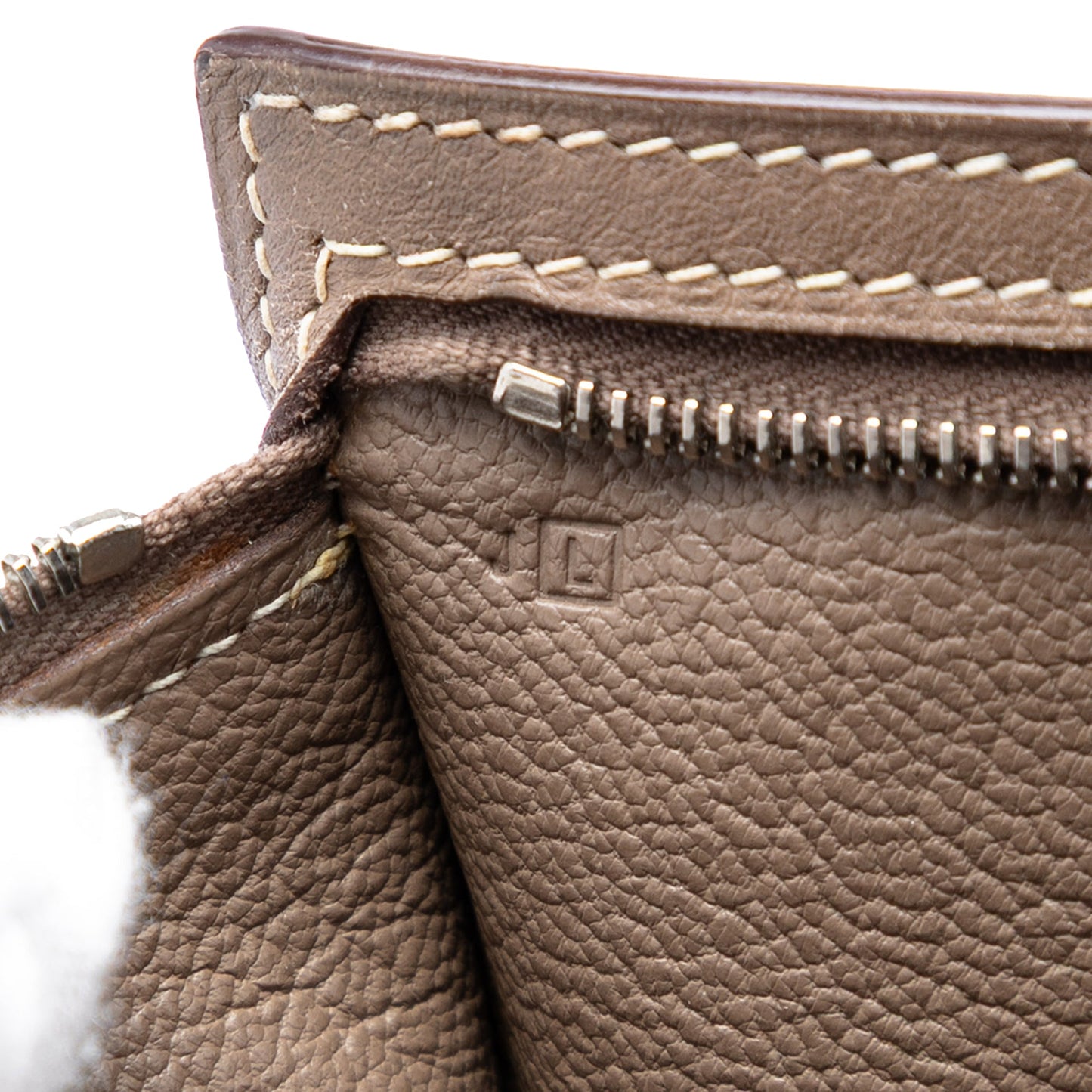 Swift Flat Zip Clutch
