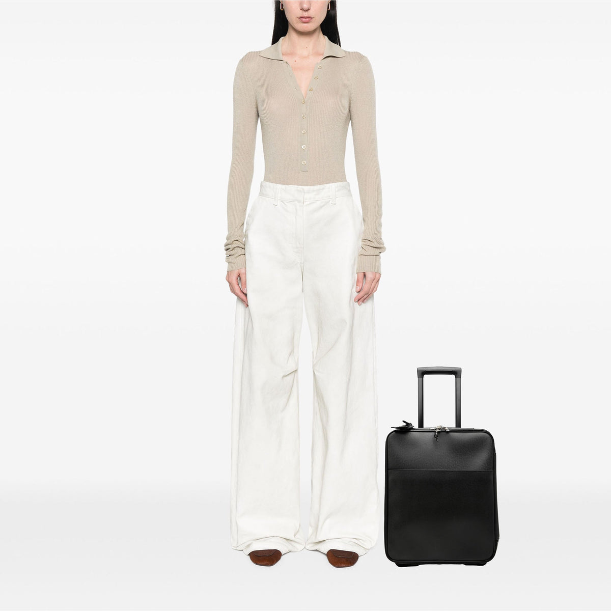 Louis Vuitton Taiga Pegase 45 — Black