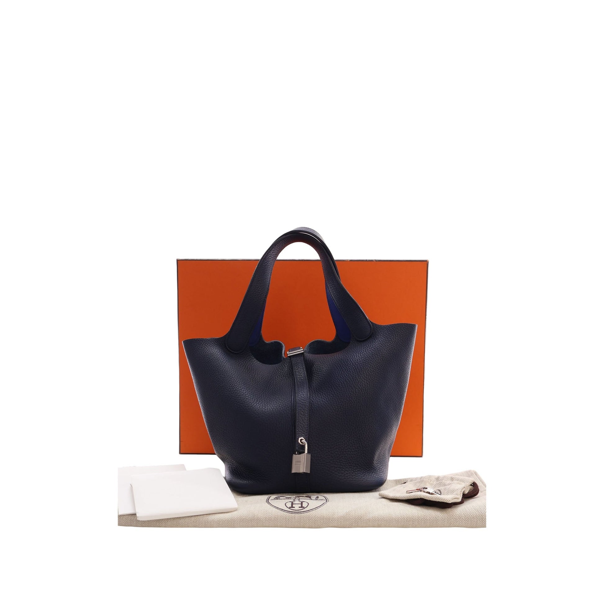 Hermès Togo Picotin Lock 22