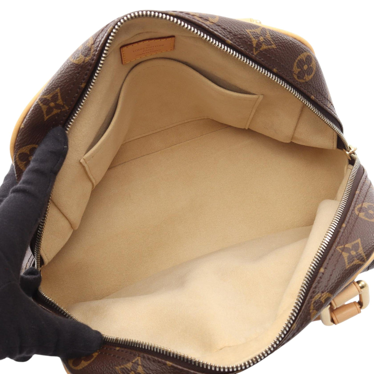 Louis Vuitton Monogram Manhattan PM