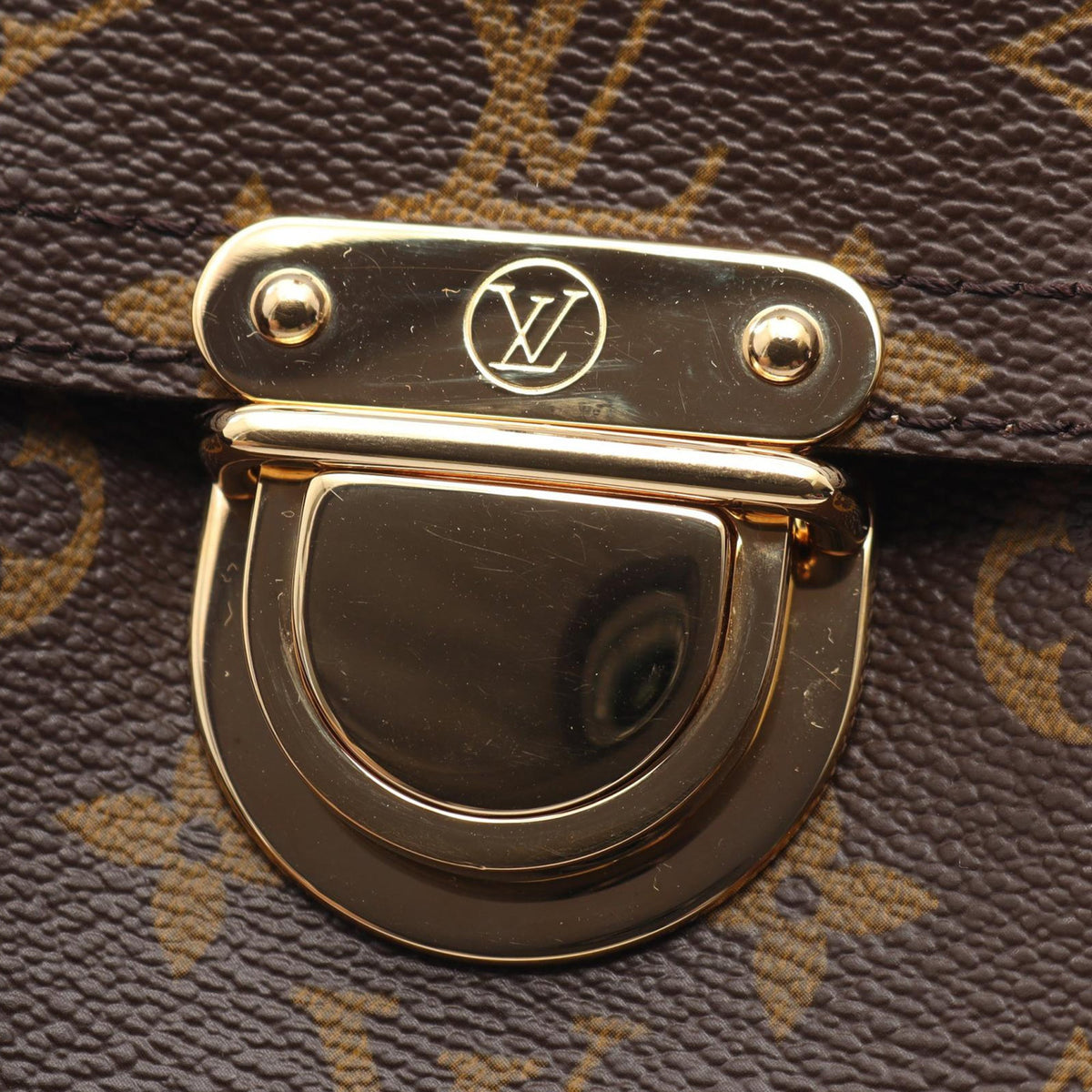 Louis Vuitton Monogram Manhattan PM