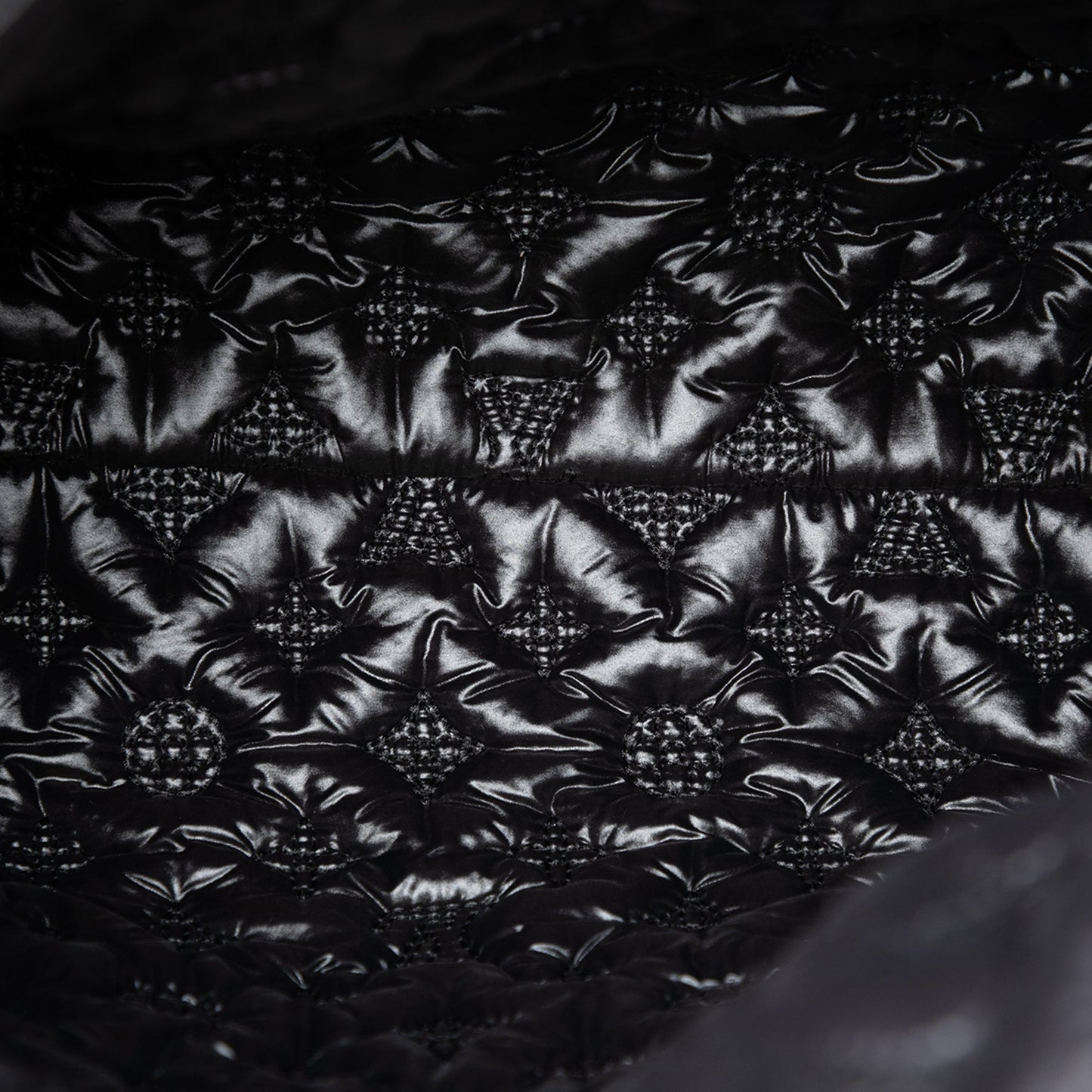 Louis Vuitton Yayoi Kusama Monogram Lockit Vertical Dots Infinity MM