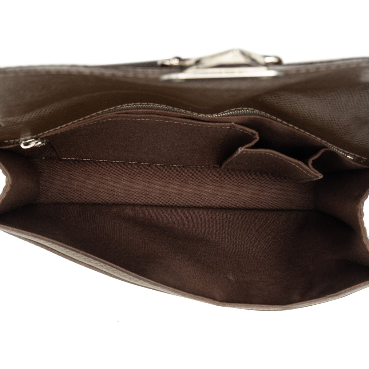 Louis Vuitton Taiga Belaia Clutch