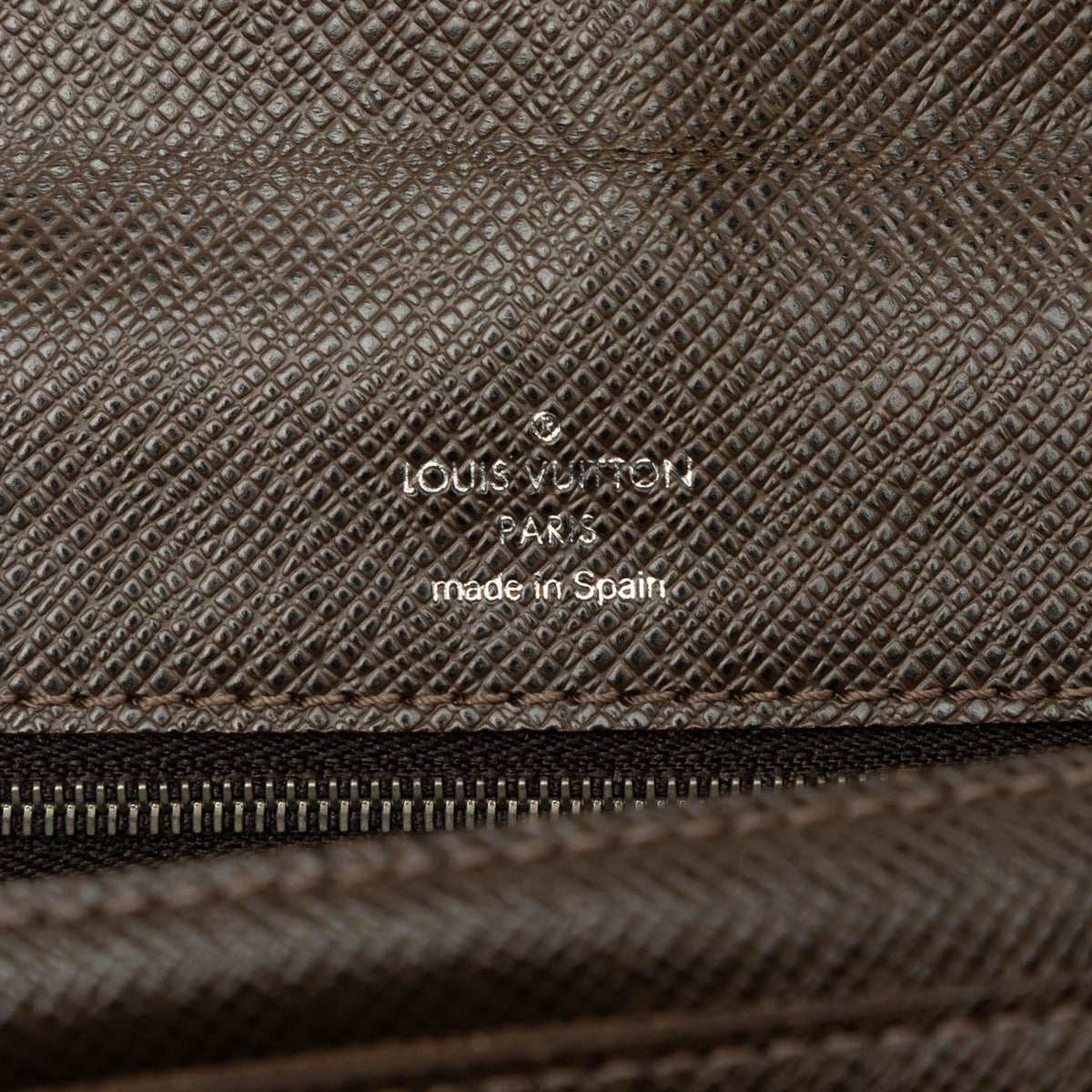 Louis Vuitton Taiga Belaia Clutch