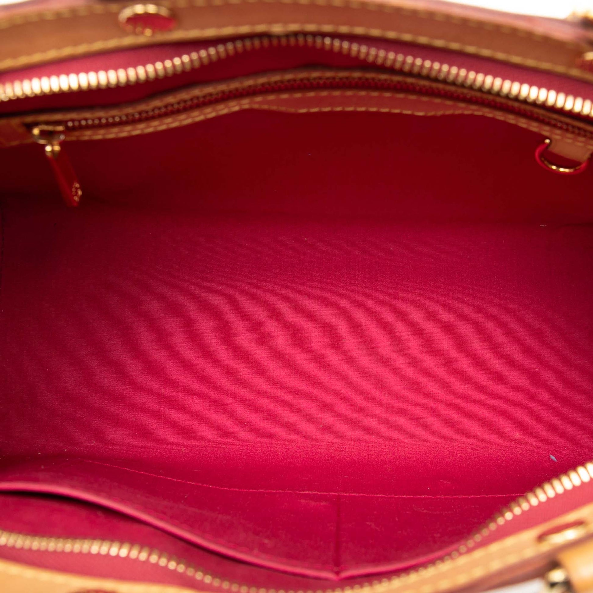 Louis Vuitton Monogram Vernis Brea MM
