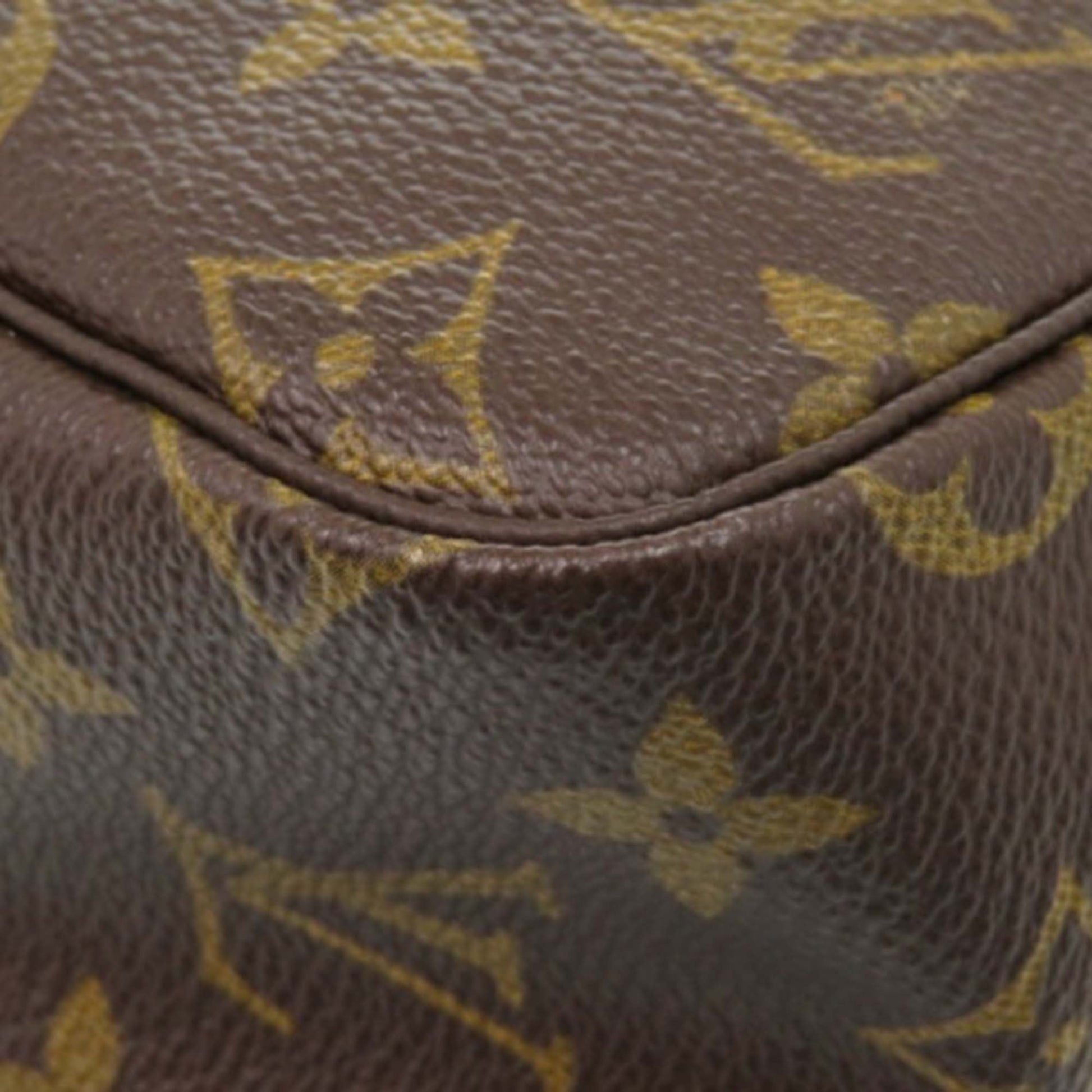 Louis Vuitton Monogram Trousse Toilette 28