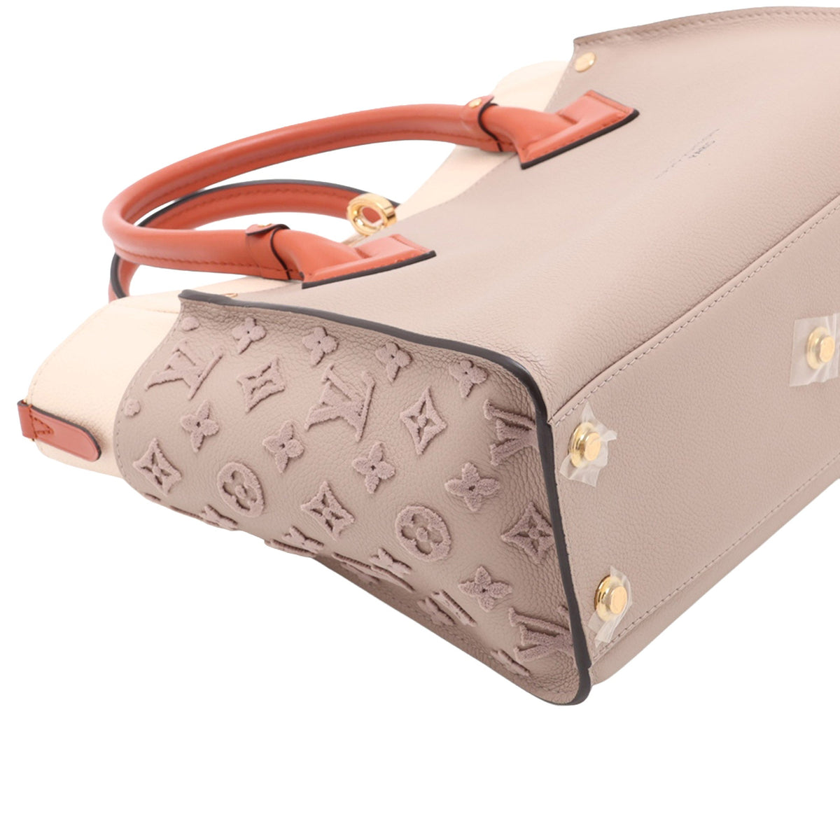 Louis Vuitton Monogram On My Side MM