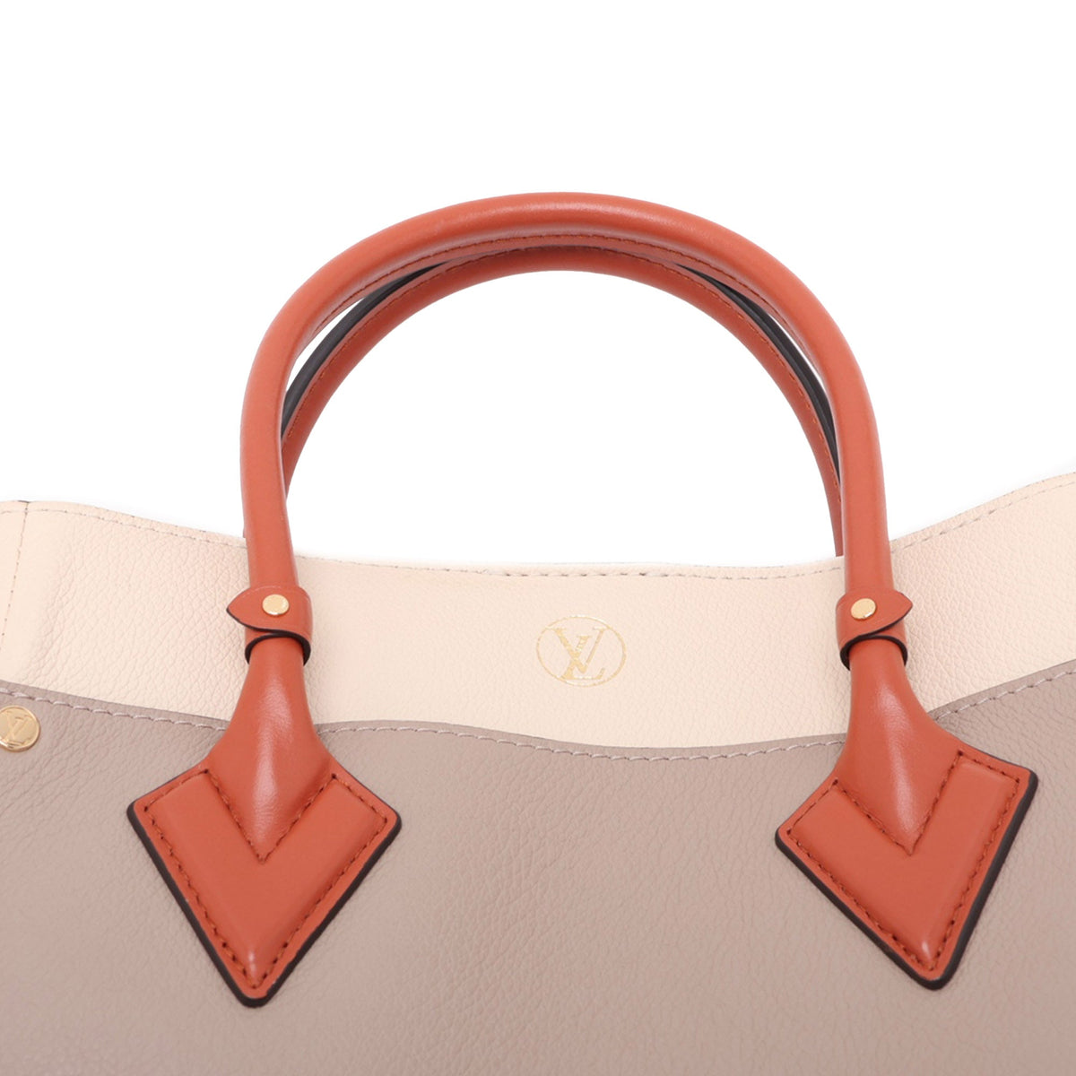 Louis Vuitton Monogram On My Side MM