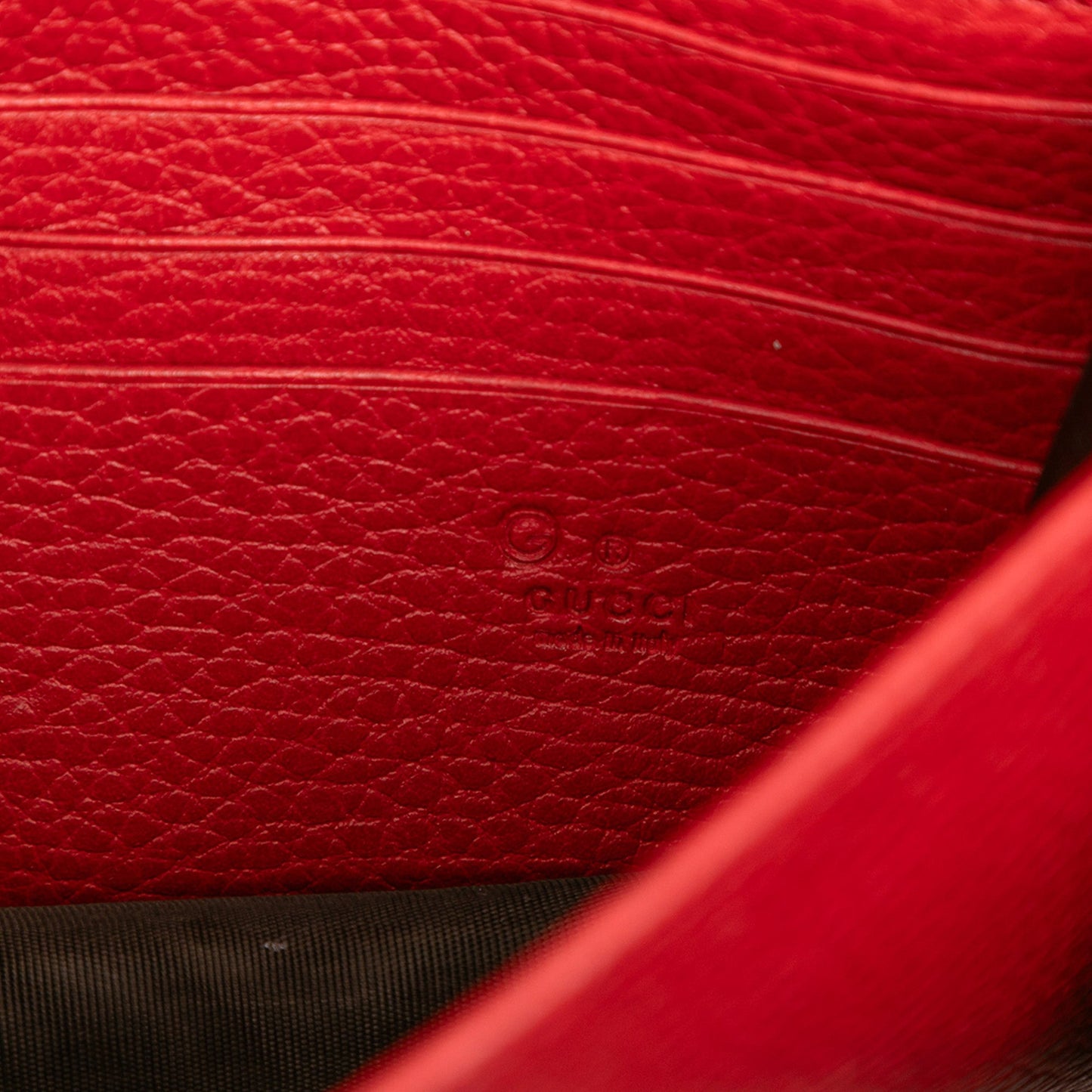 Gucci Dollar Calfskin Interlocking G Wallet on Chain