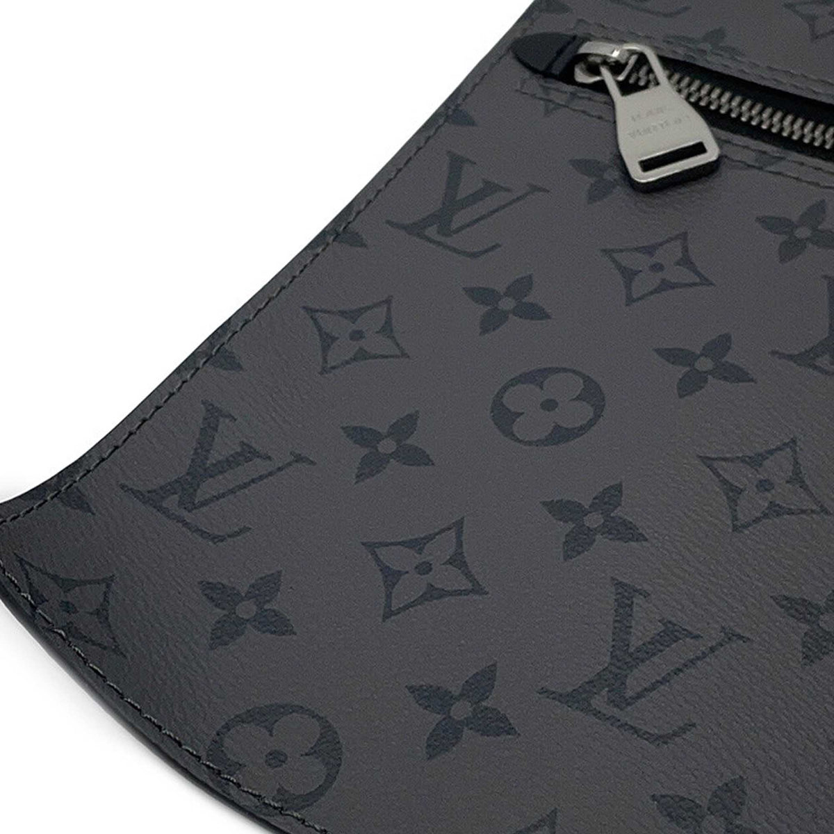 Louis Vuitton Monogram Eclipse Cabas Zippe GM