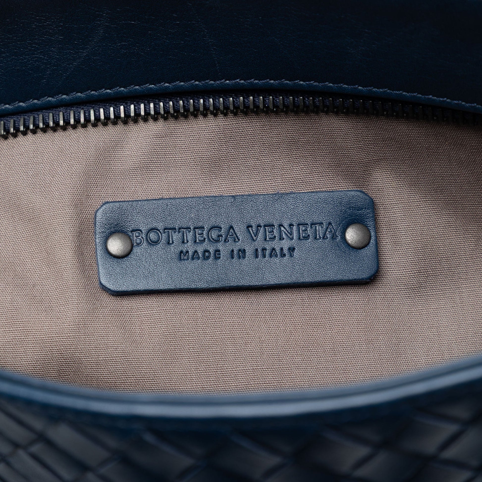 Nappa Intrecciato VN Crossbody