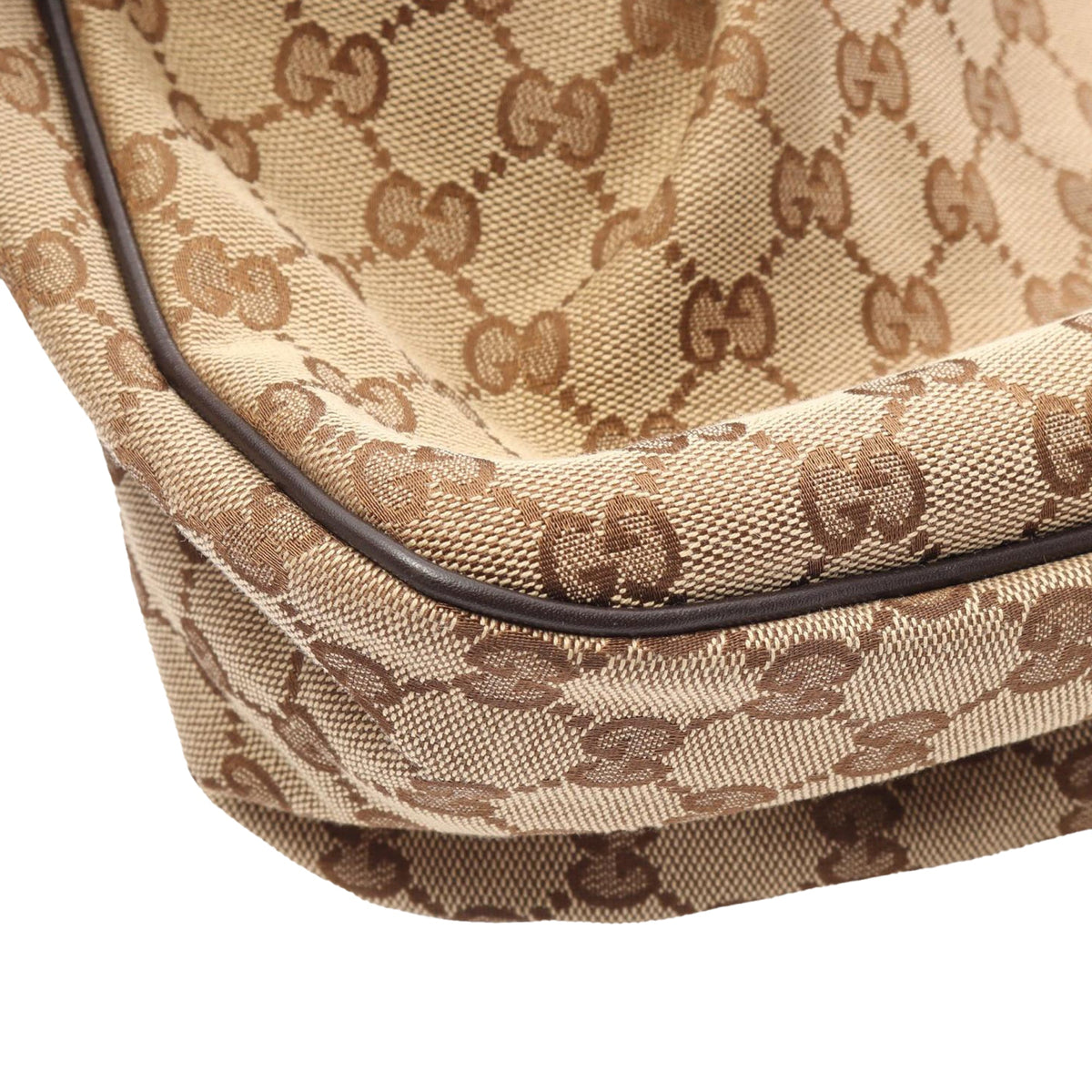Gucci GG Canvas Sukey Handbag — Beige