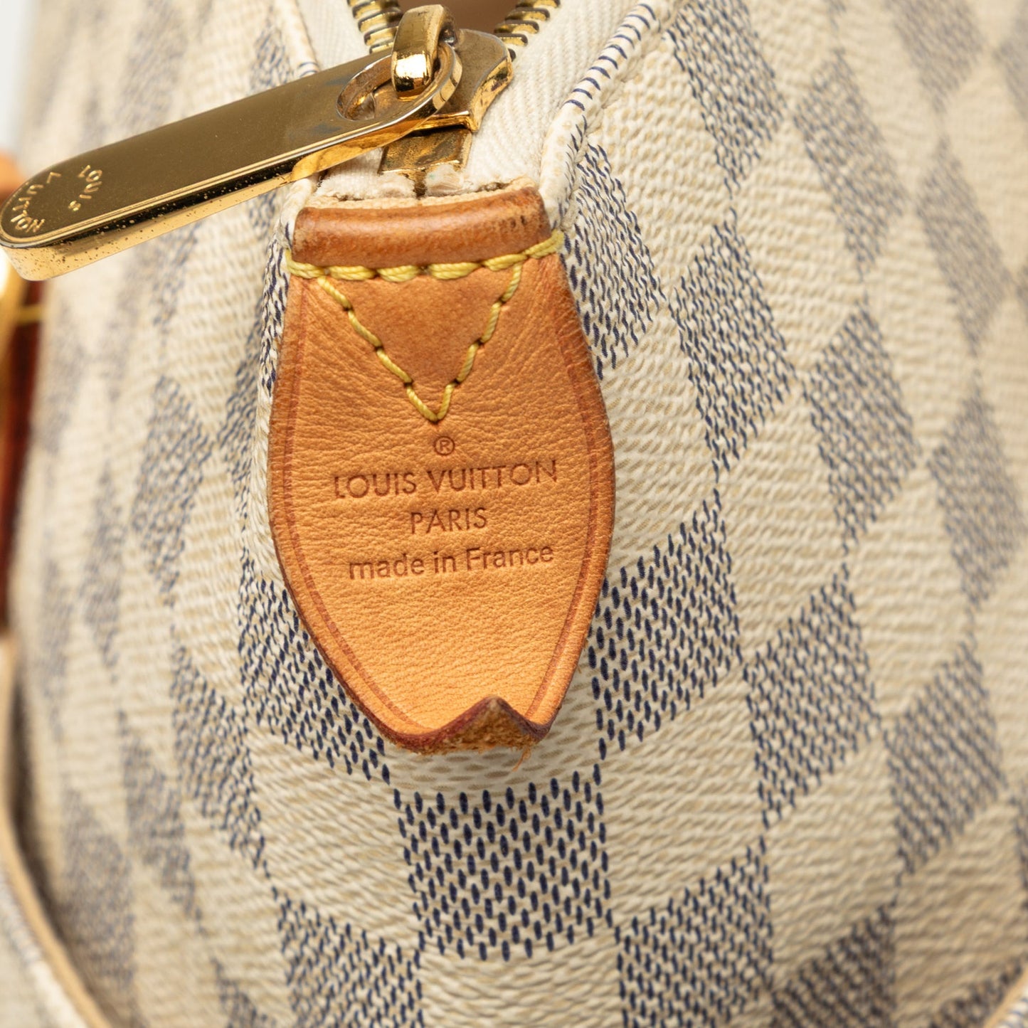 Louis Vuitton Damier Azur Totally MM