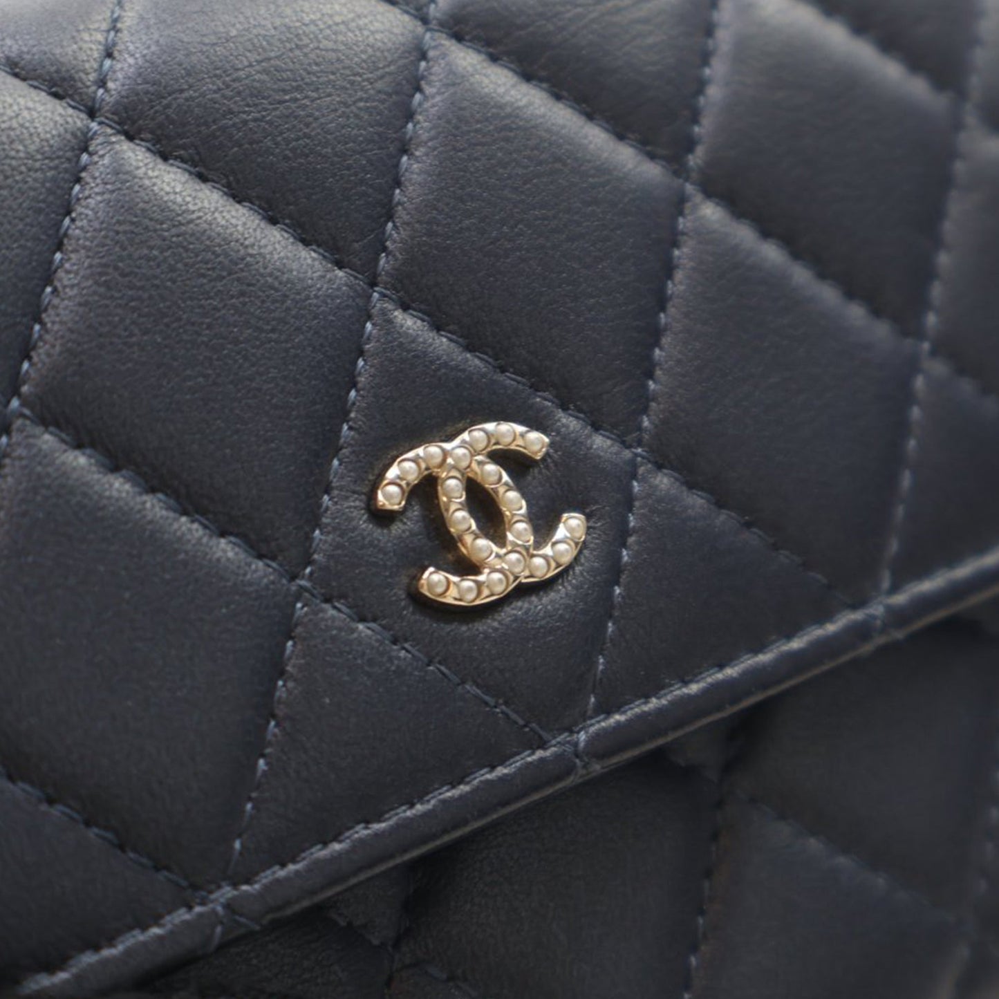 Chanel Mini CC Quilted Lambskin Pearl Wallet On Chain