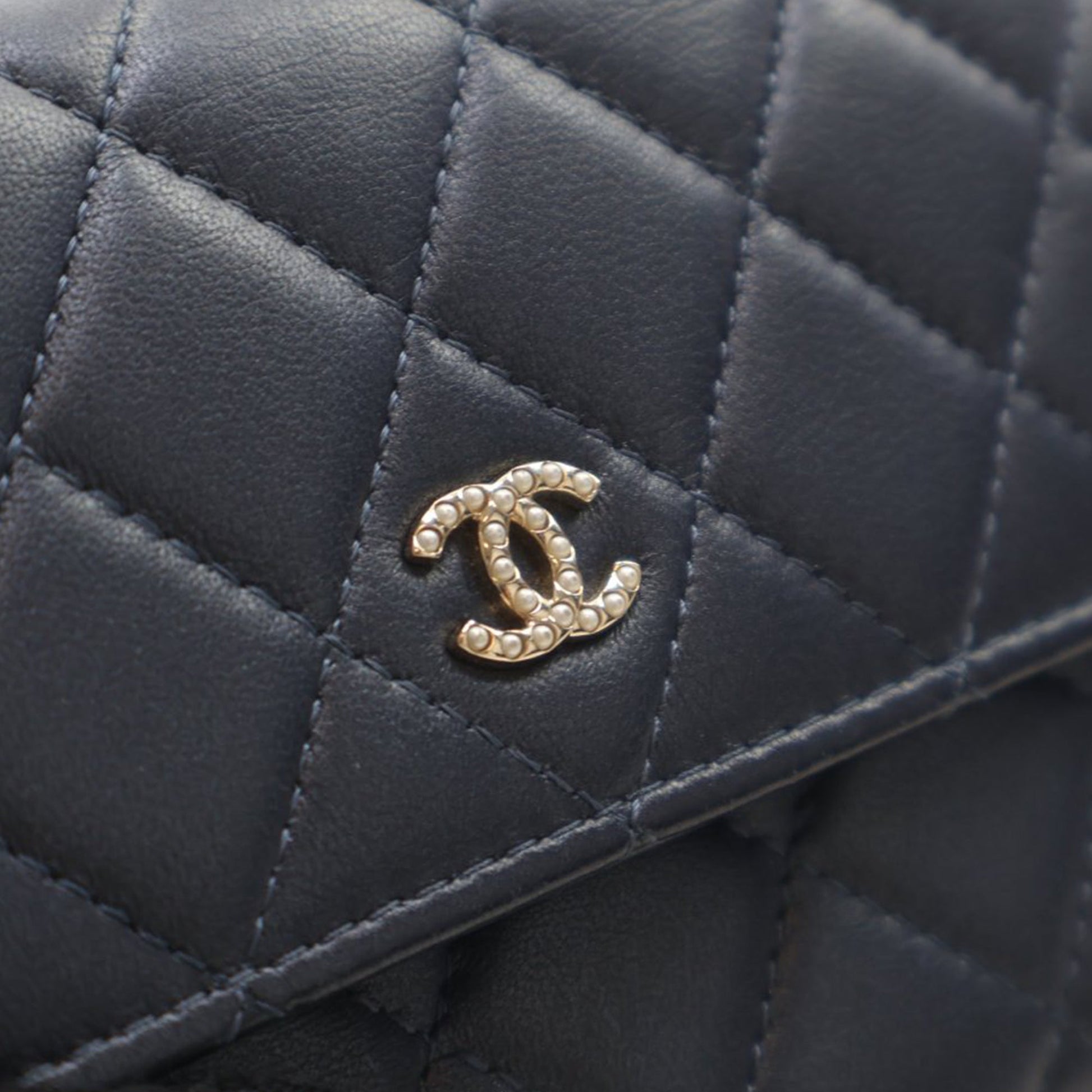 Chanel Mini CC Quilted Lambskin Pearl Wallet On Chain