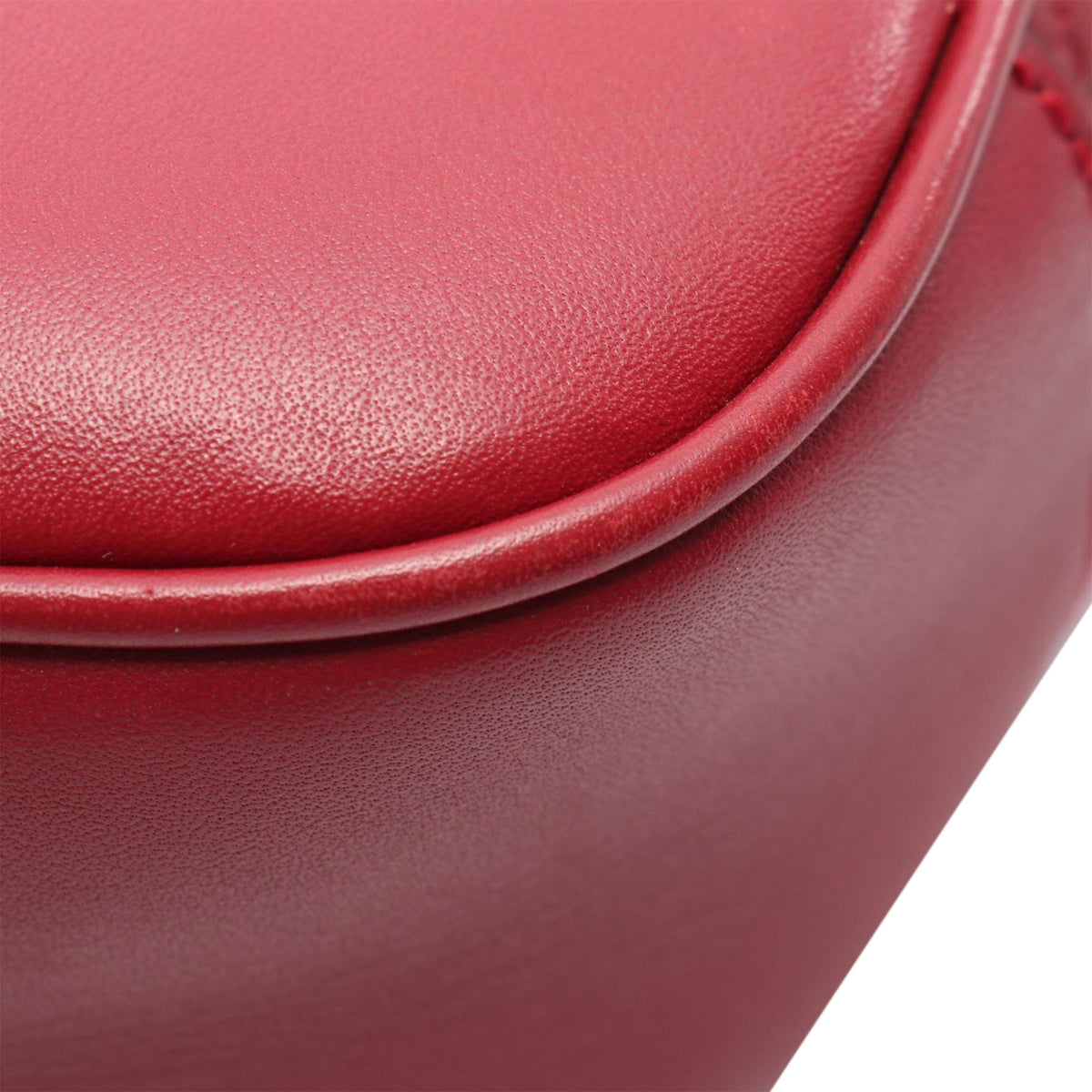 Gucci Microguccissima Bree Crossbody — Red