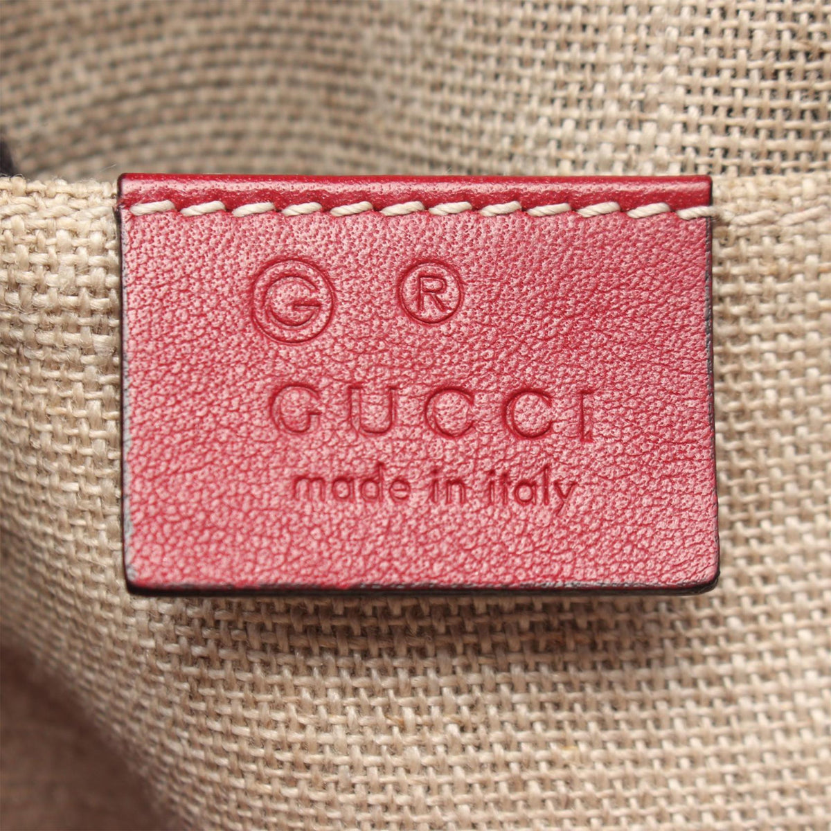 Gucci Microguccissima Bree Crossbody — Red