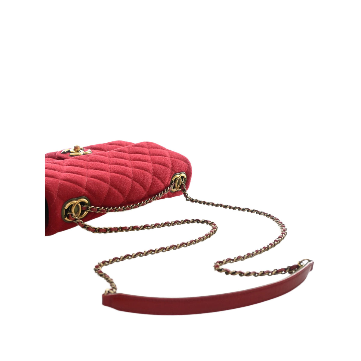Chanel Medium Quilted Mixed Fibers CC Eyelet Flap — Red