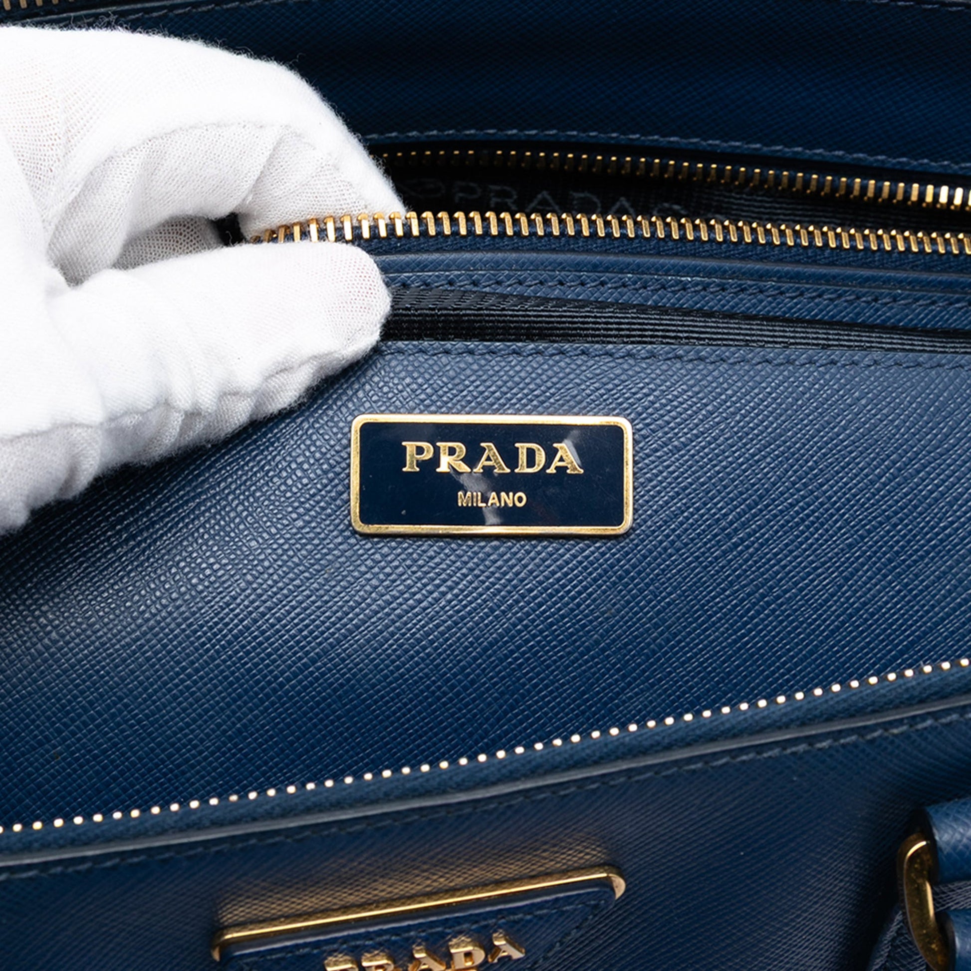 Medium Saffiano Lux Galleria Double Zip Satchel