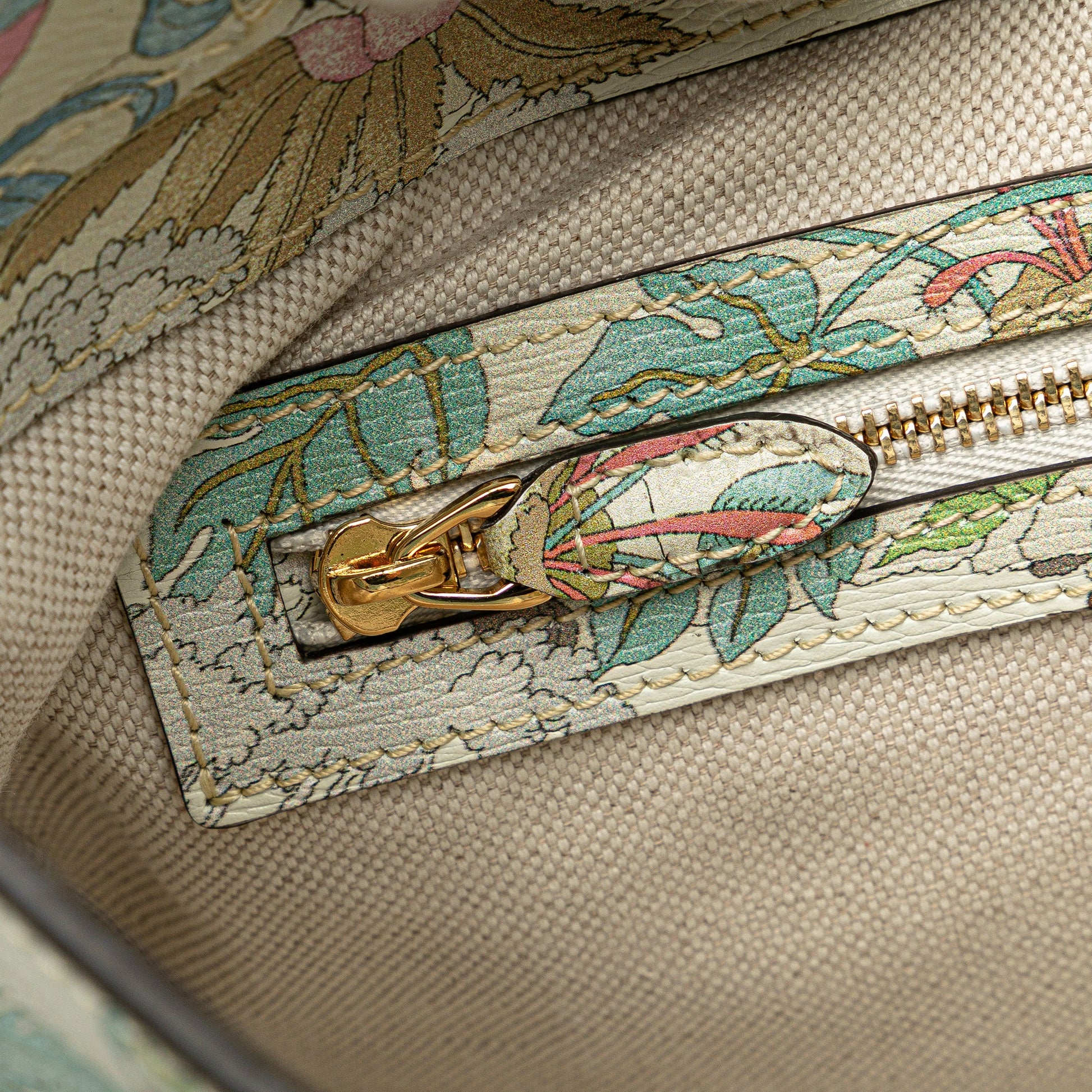 Gucci Yuko Higuchi Small Calfskin  Floral Print Jackie 1961