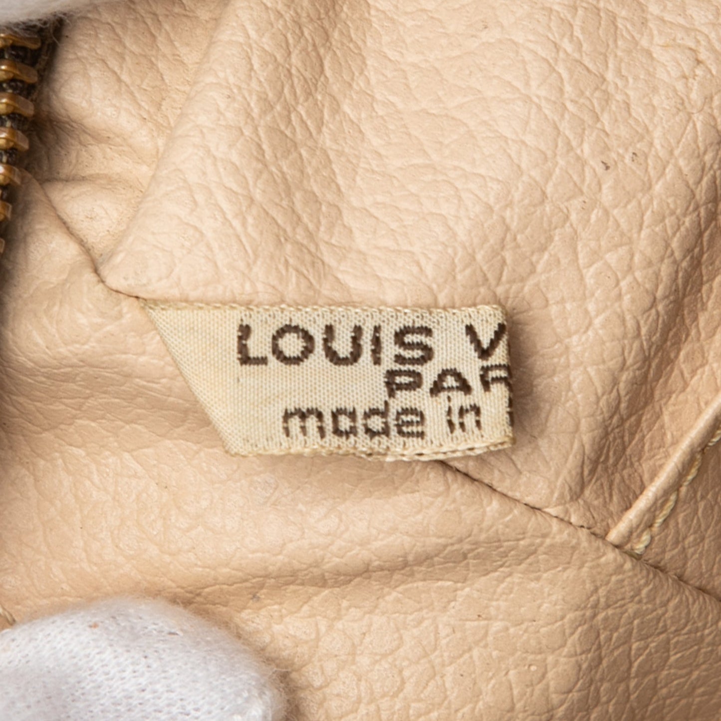 Louis Vuitton Monogram Trousse Toilette 28