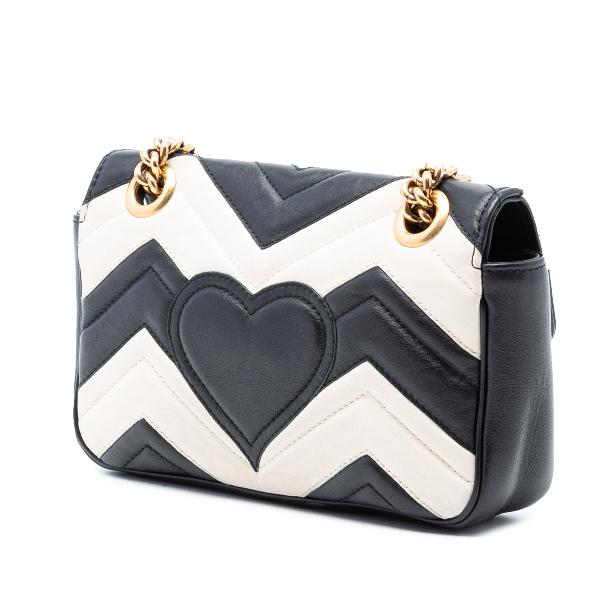 Small GG Marmont Matelasse Leather Shoulder Bag