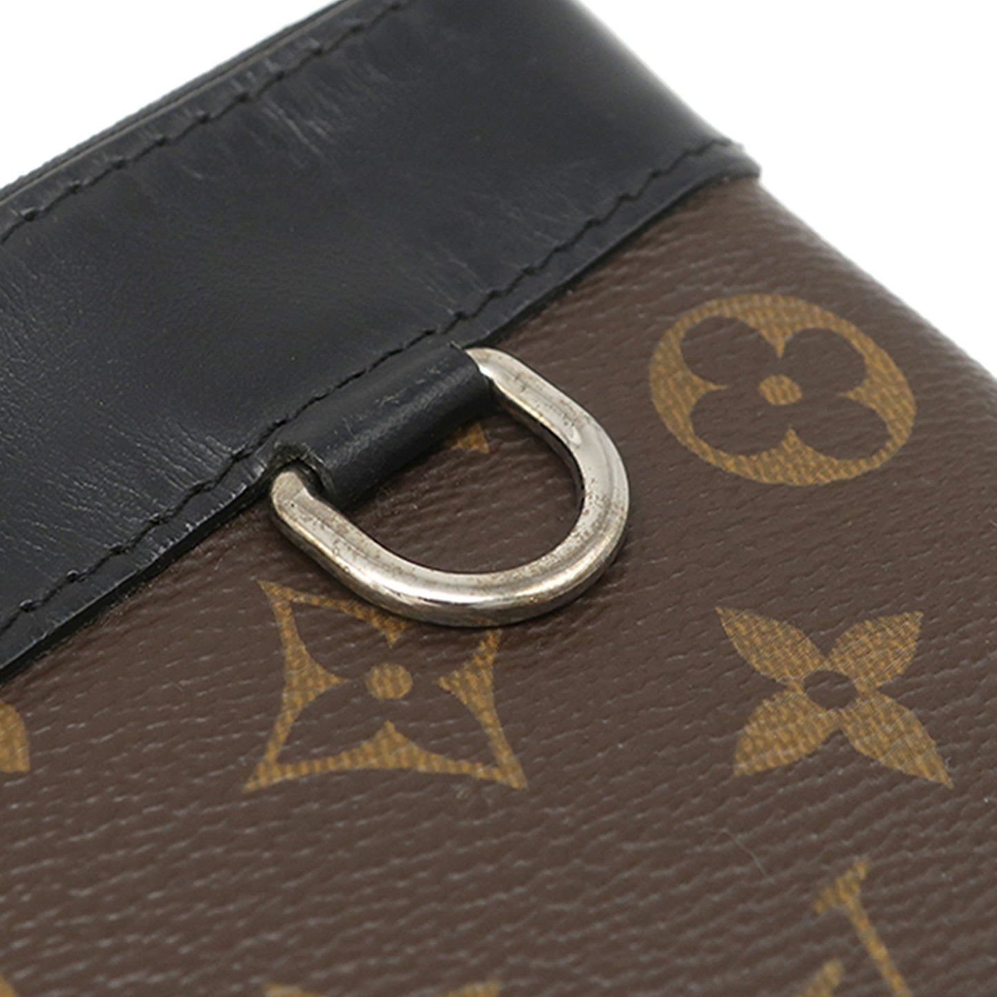 Louis Vuitton Monogram Macassar Discovery Pochette GM