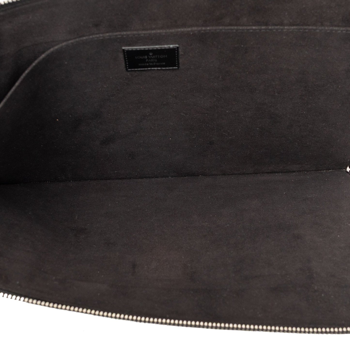 Epi Pochette Jour GM