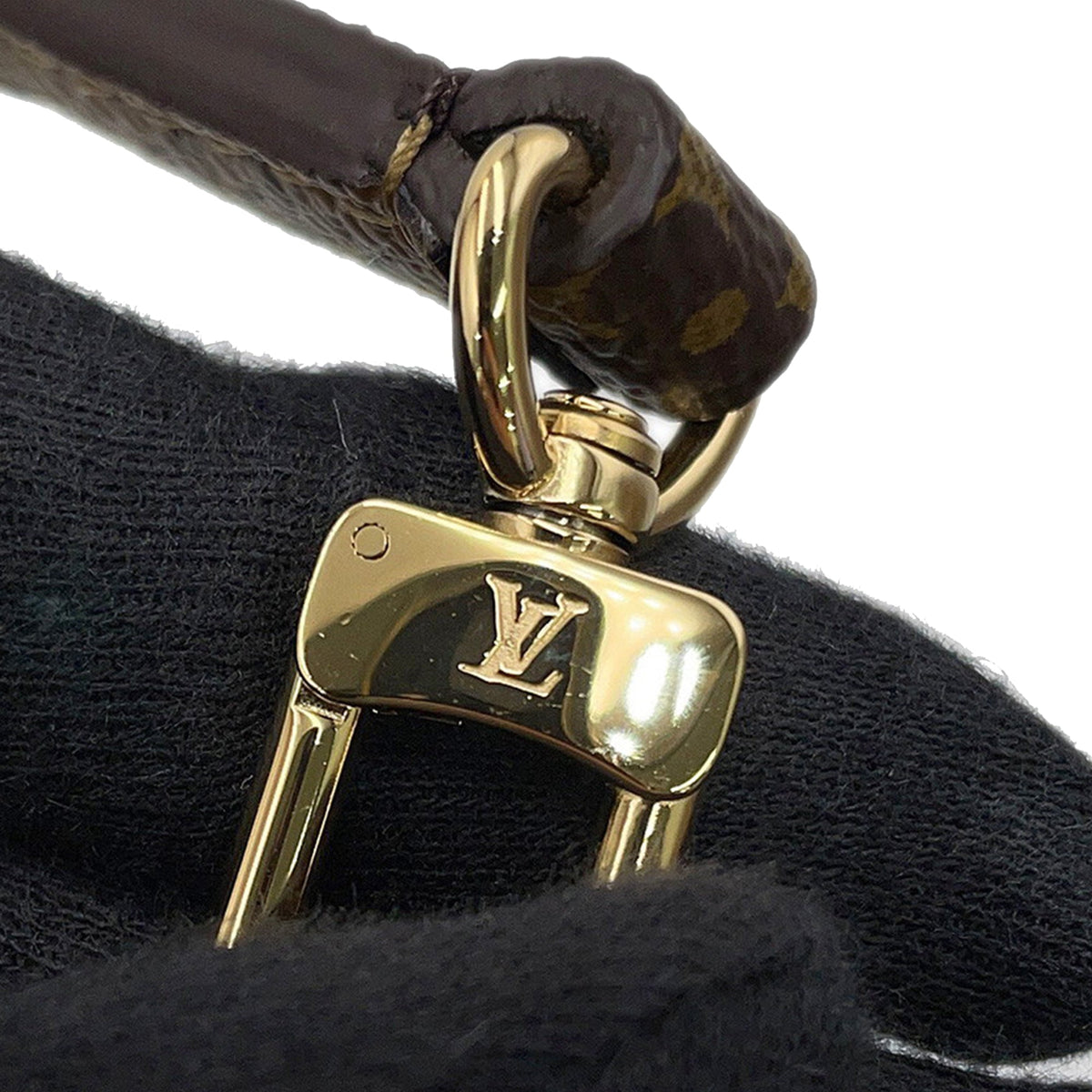 Louis Vuitton Monogram Reverse OnTheGo BB