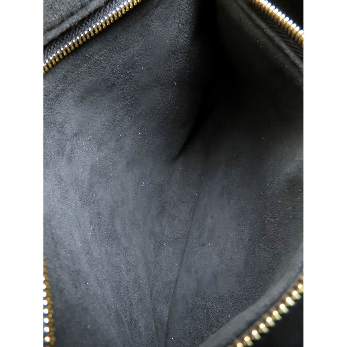 Louis Vuitton Monogram Empreinte Onthego PM — Black