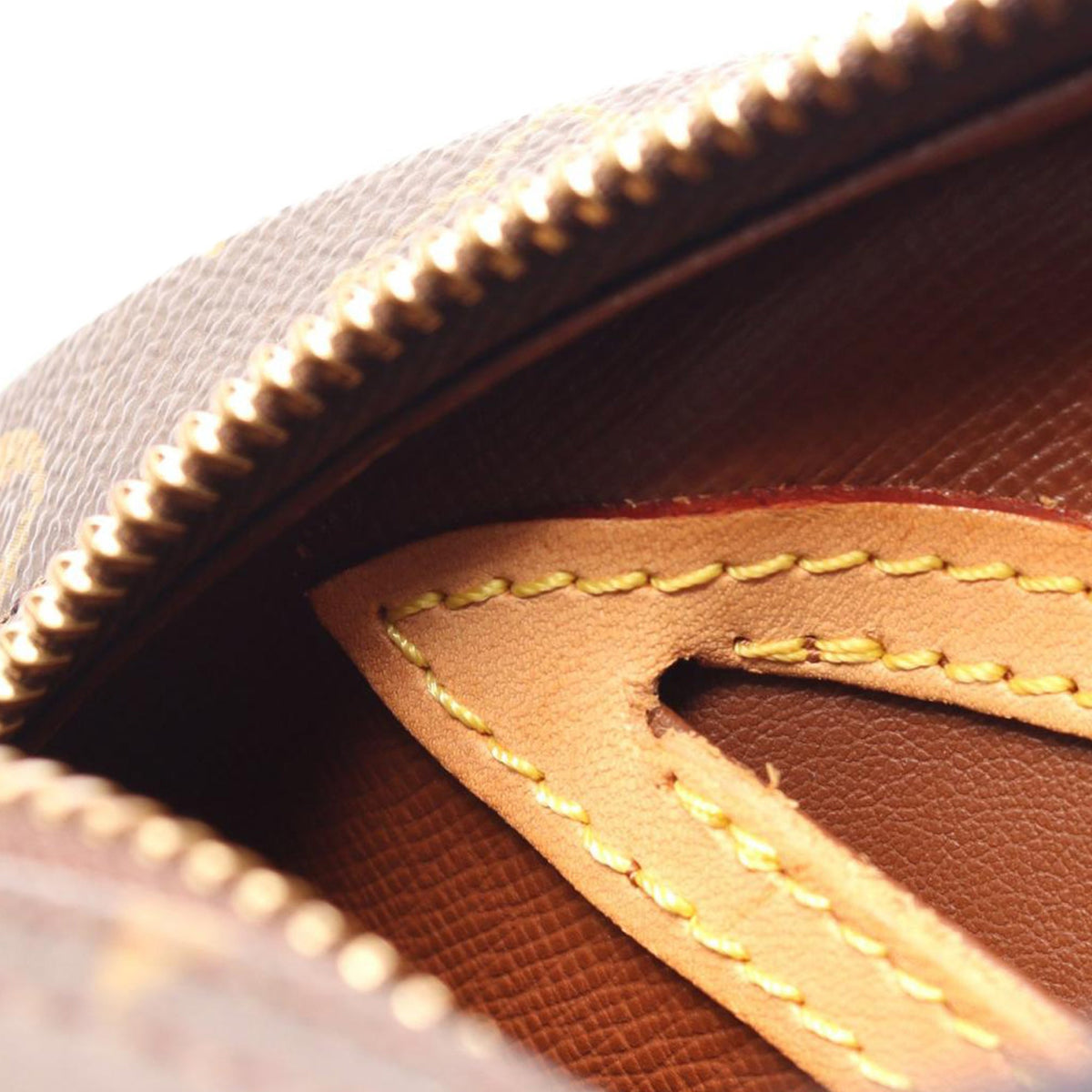 Louis Vuitton Monogram Blois